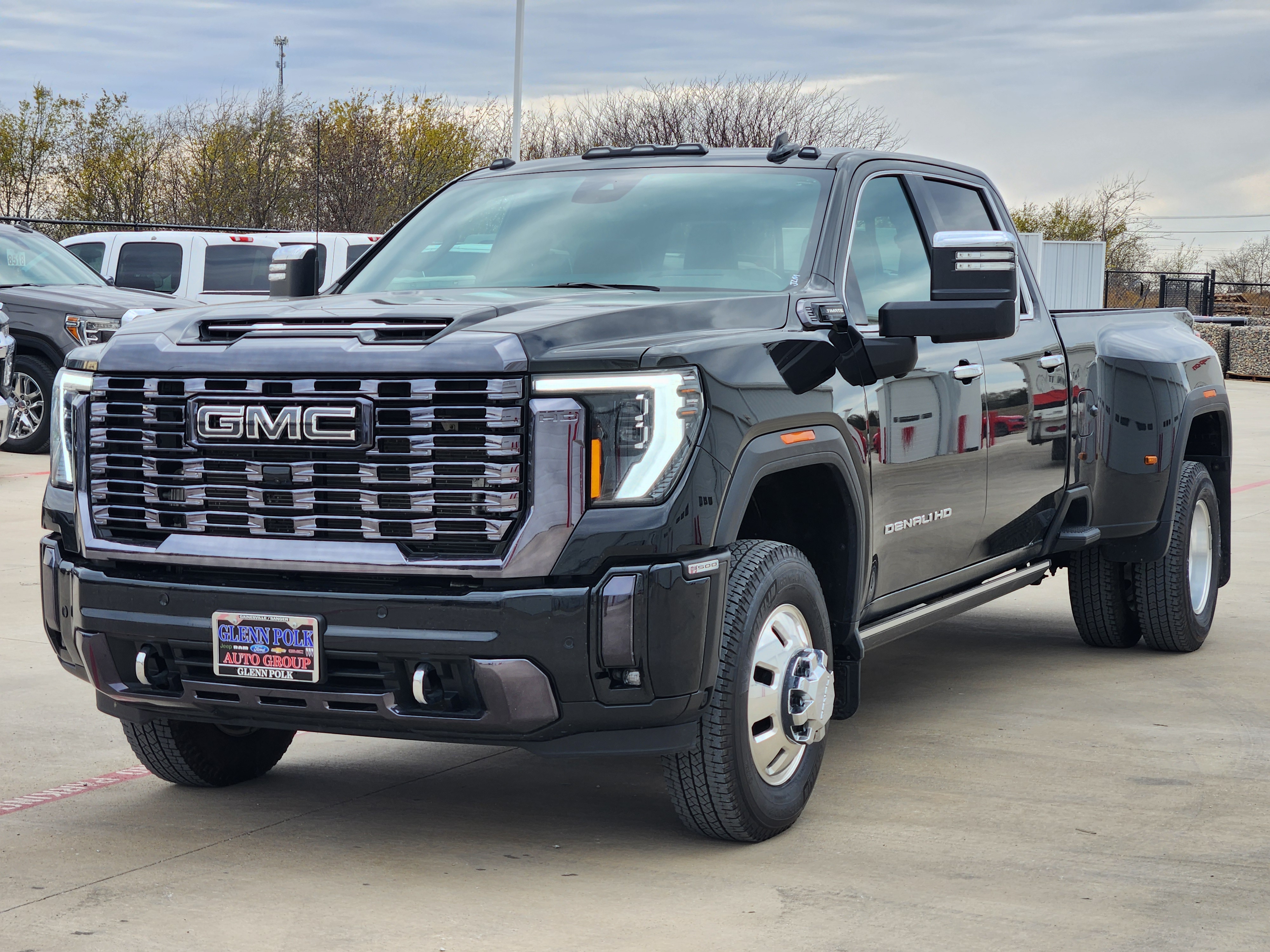 2024 GMC Sierra 3500HD Denali Ultimate 4