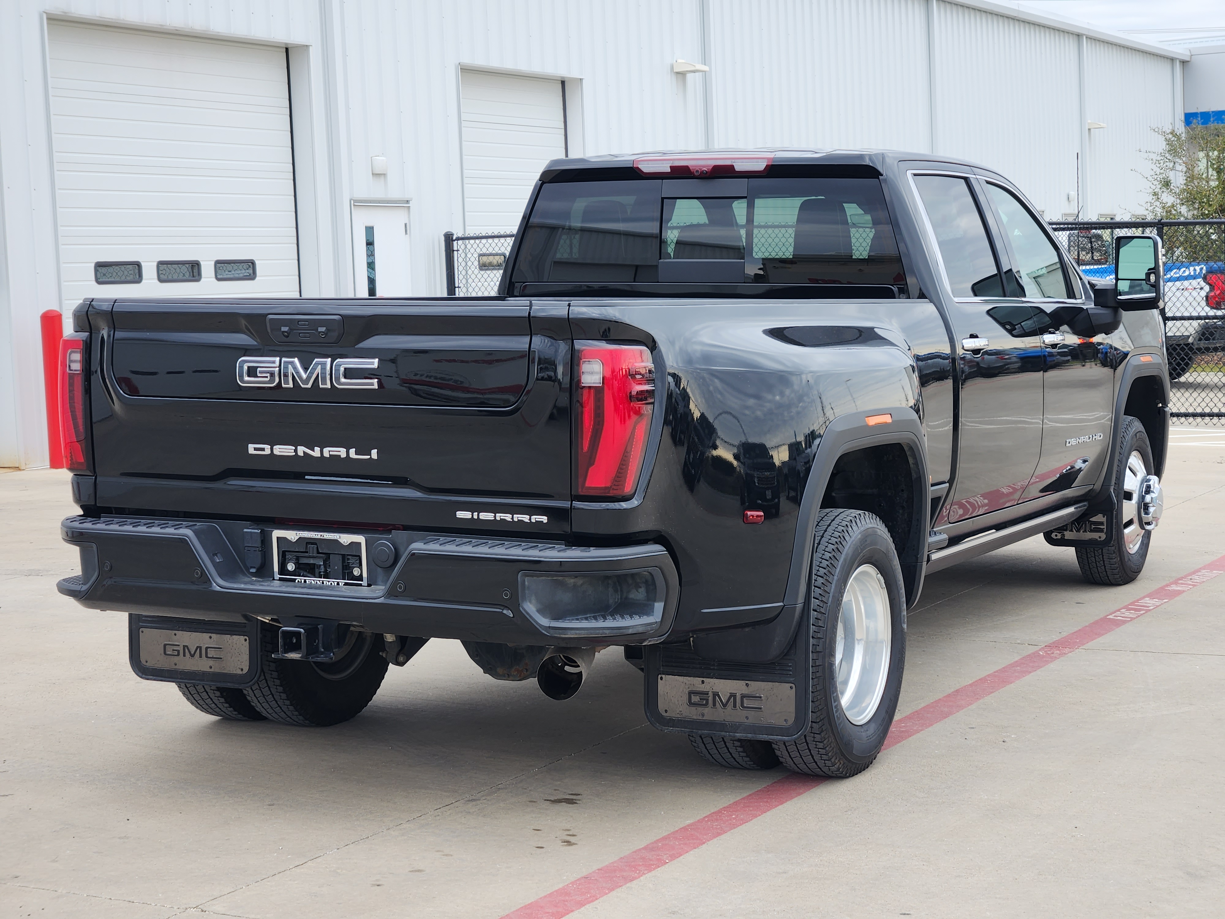 2024 GMC Sierra 3500HD Denali Ultimate 8