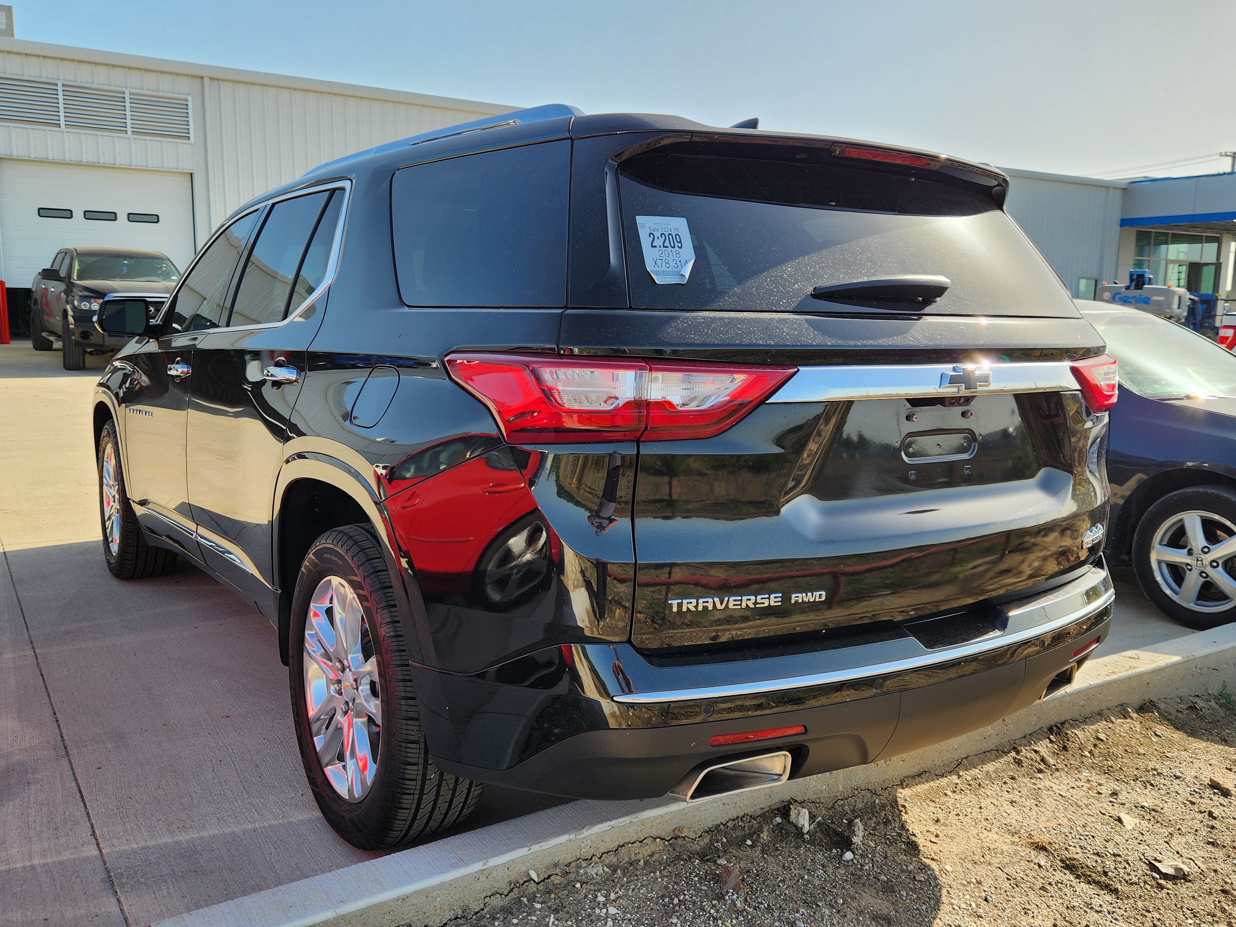 2018 Chevrolet Traverse High Country 2