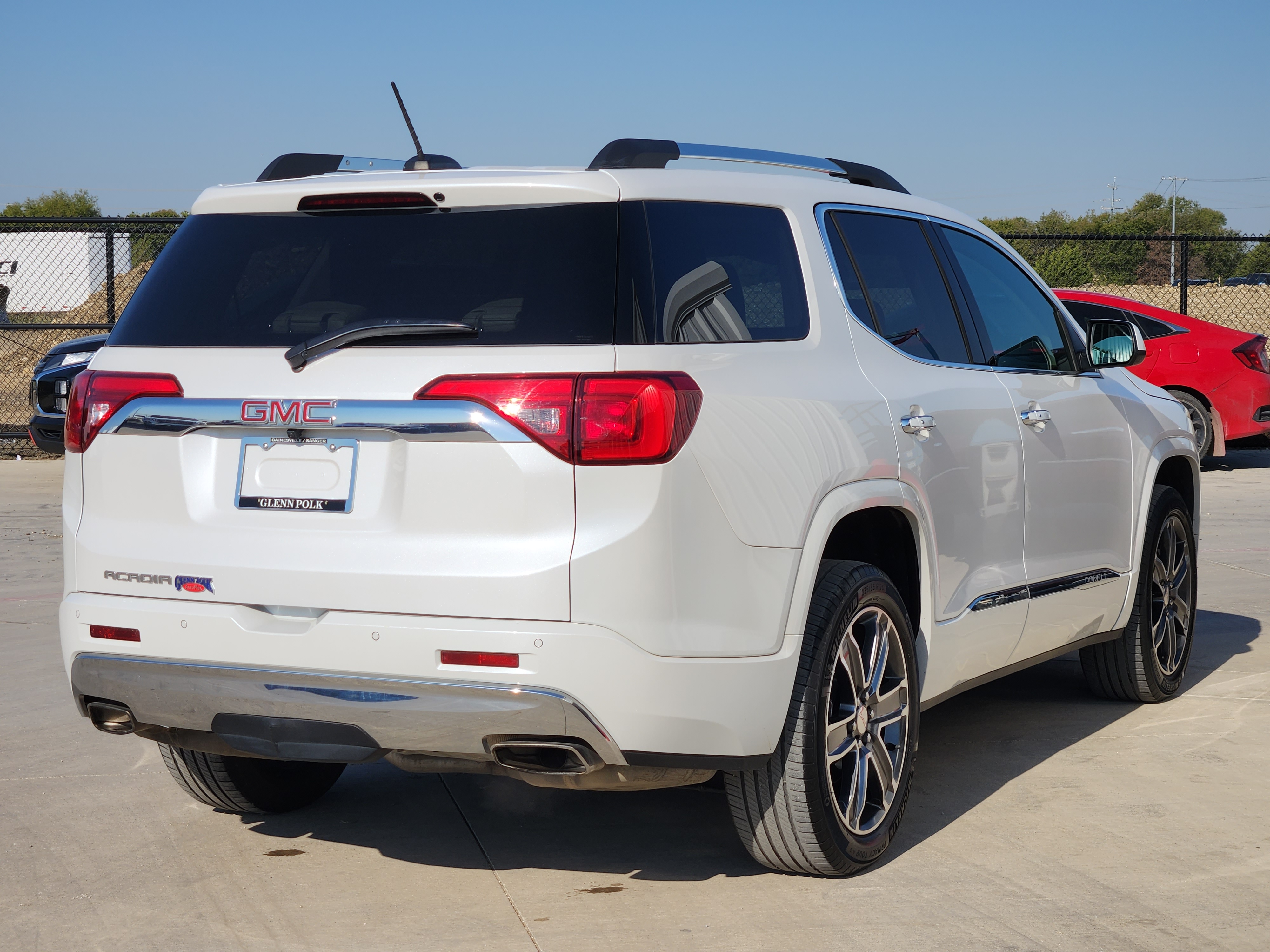 2017 GMC Acadia Denali 8