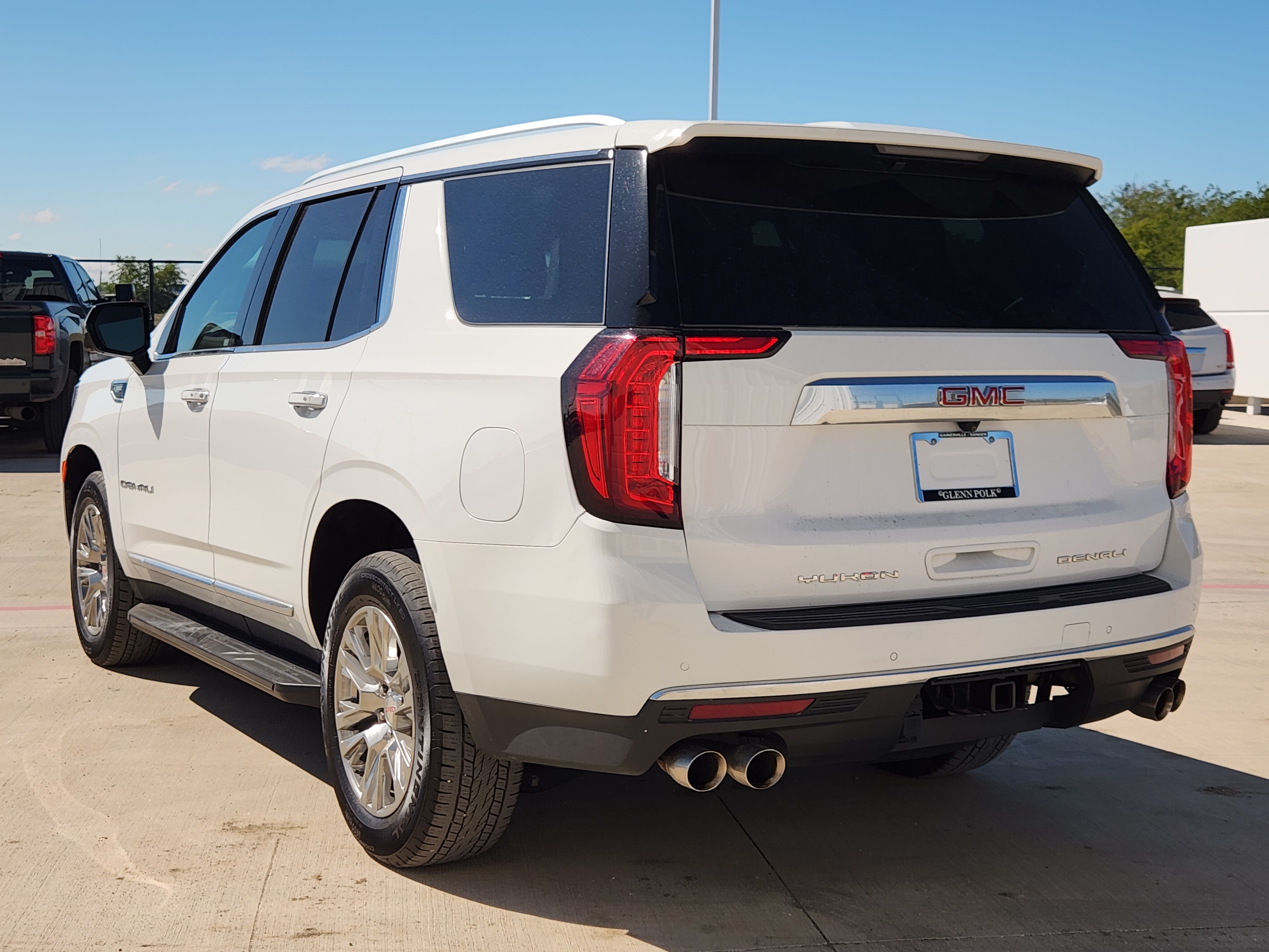 2023 GMC Yukon Denali 6