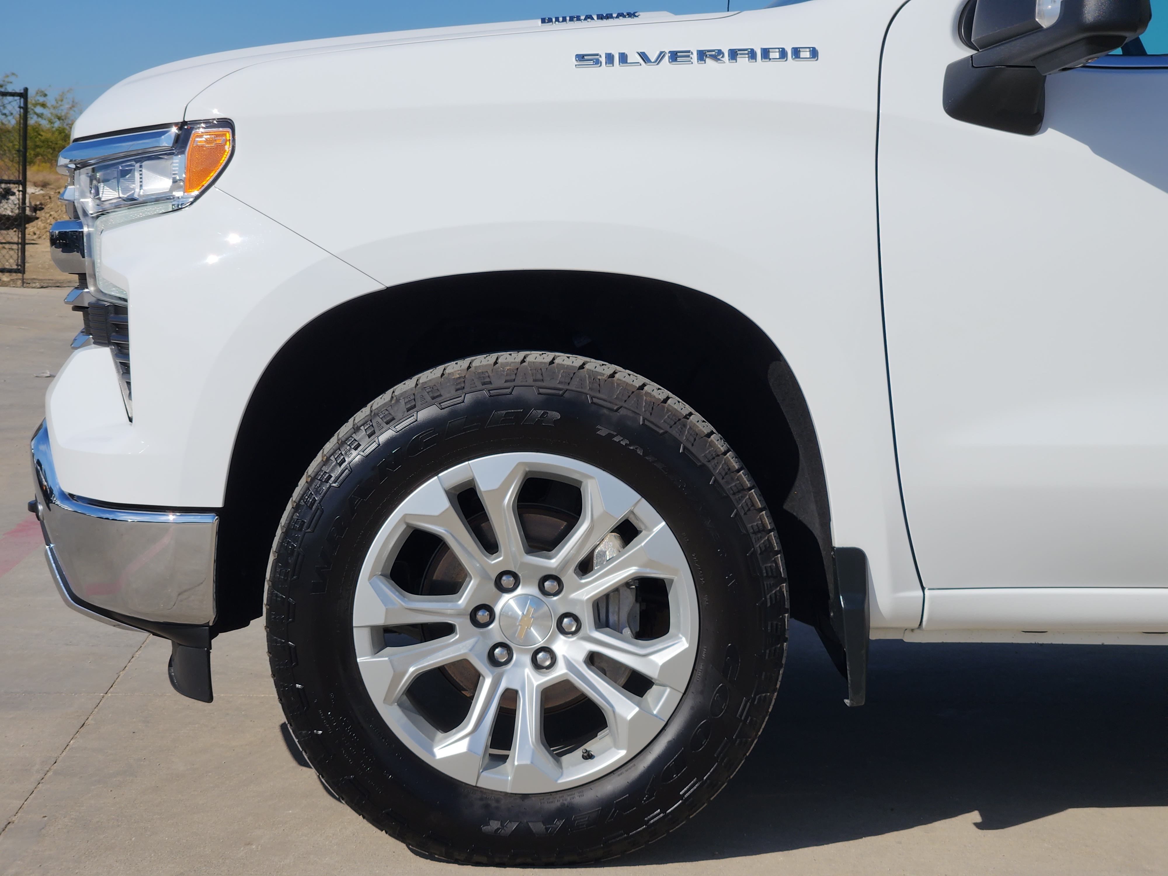 2022 Chevrolet Silverado 1500 LTZ 9