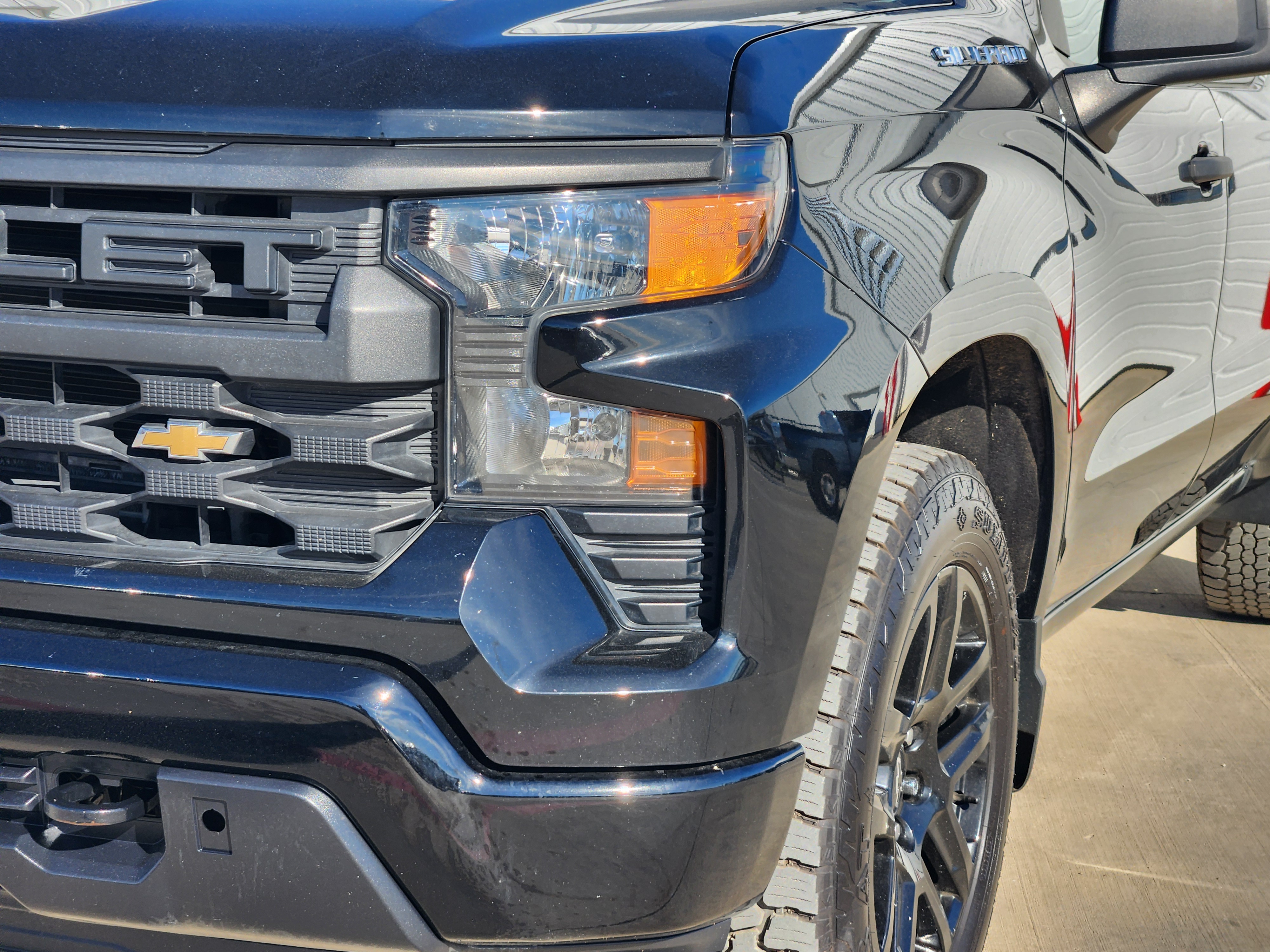 2022 Chevrolet Silverado 1500 Custom 10