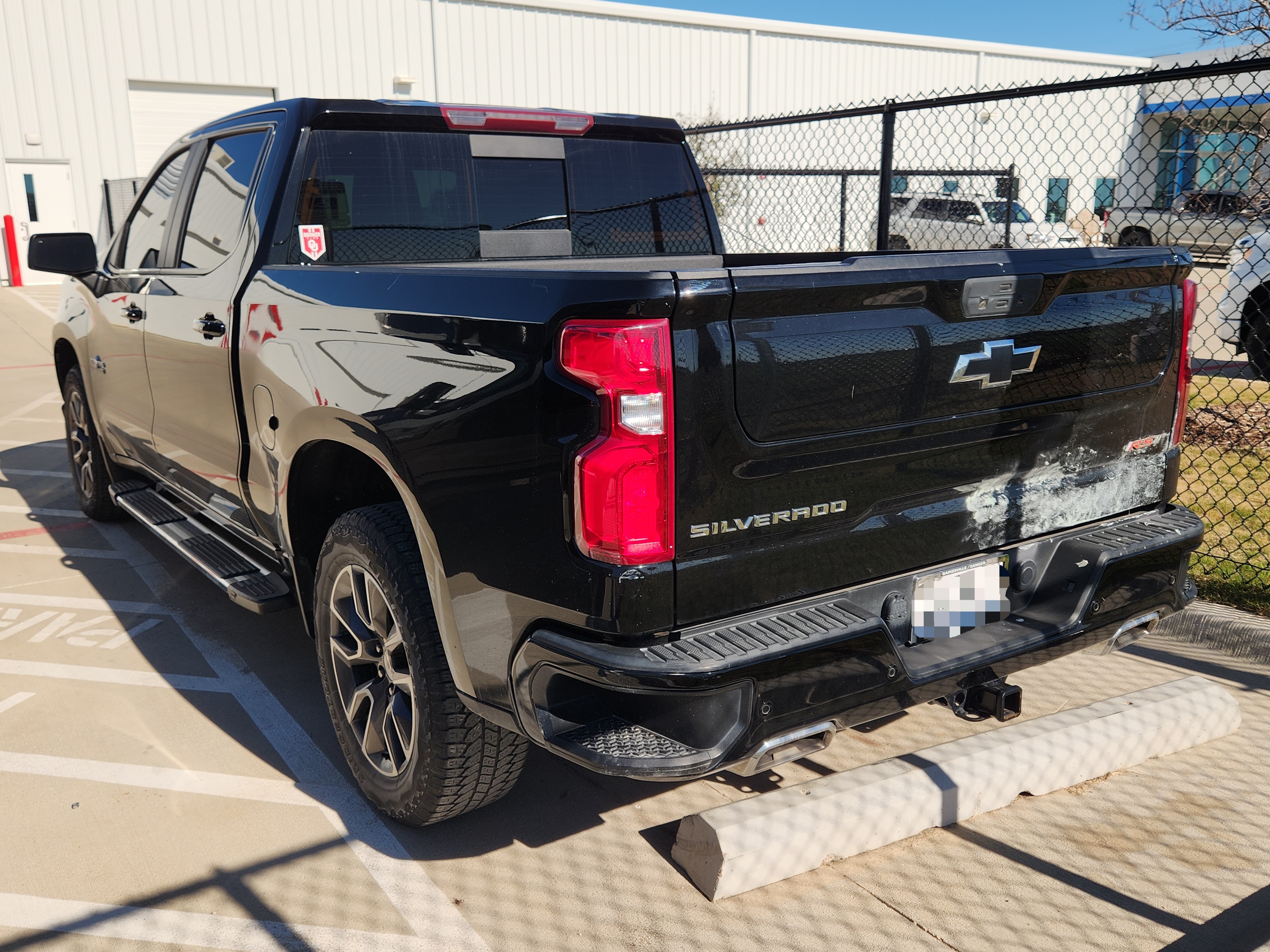 2022 Chevrolet Silverado 1500 LTD RST 2