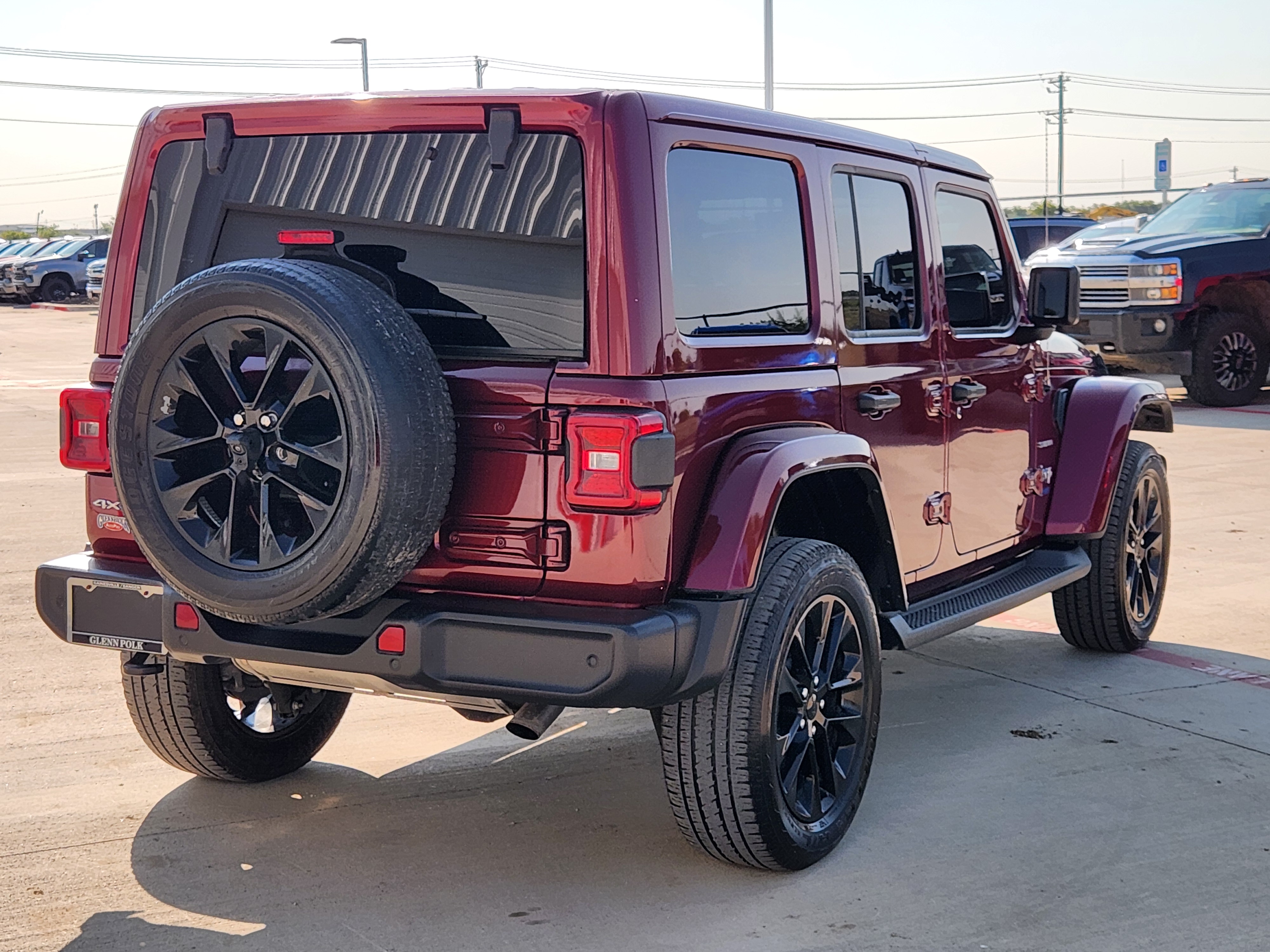 2021 Jeep Wrangler Unlimited Sahara 4xe 8