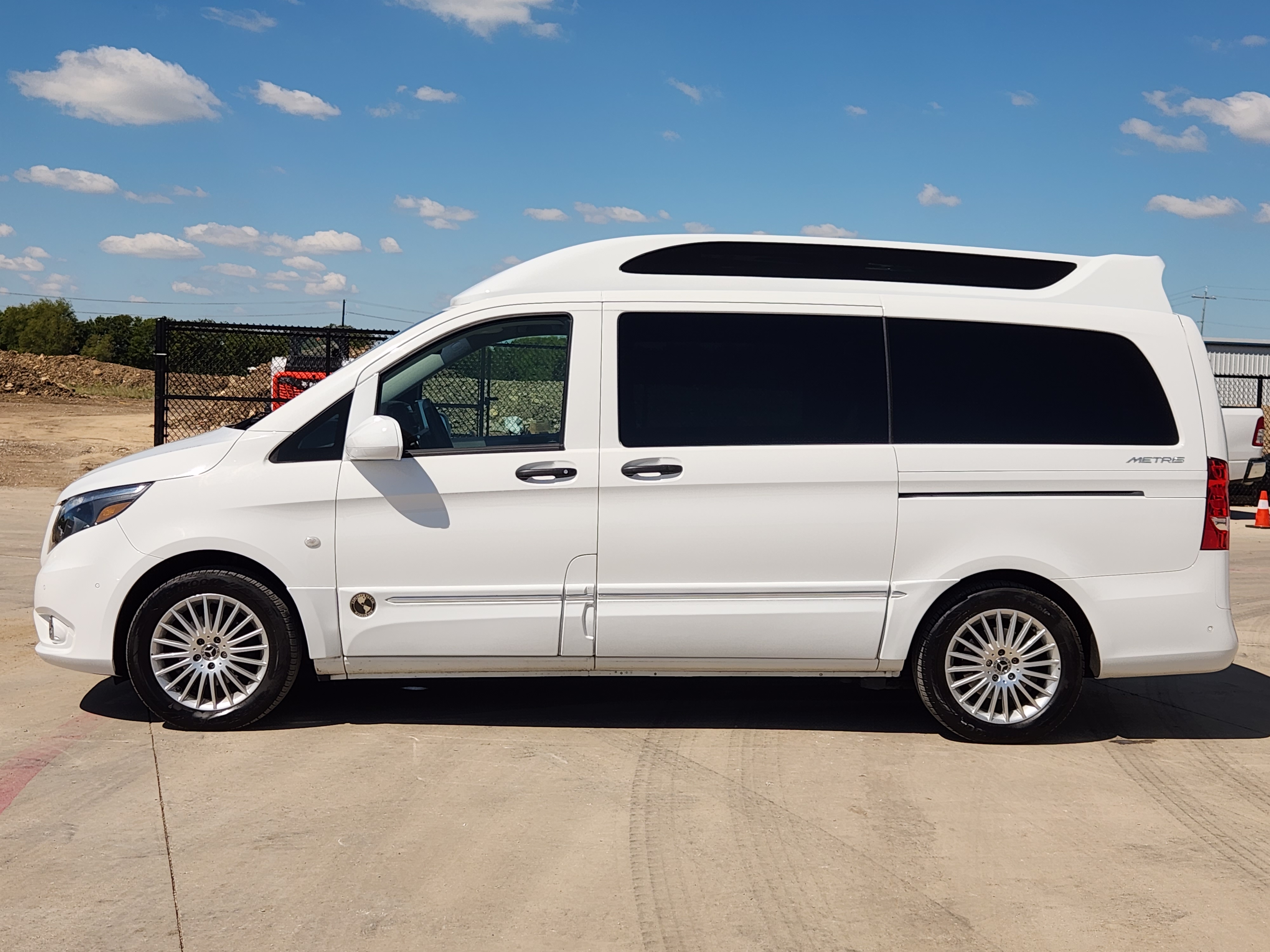 2019 Mercedes-Benz Metris Passenger 5