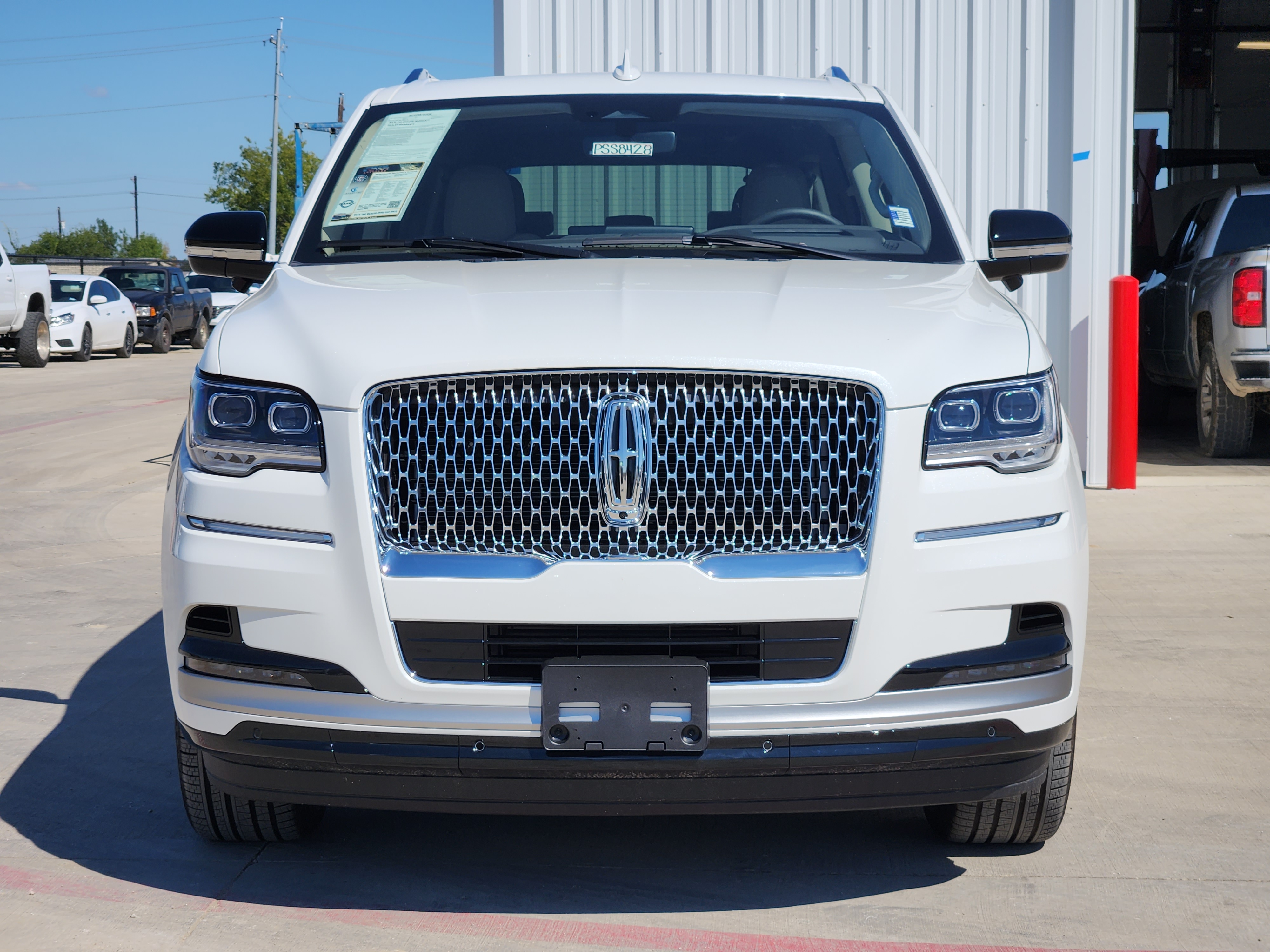 2024 Lincoln Navigator L Reserve 2