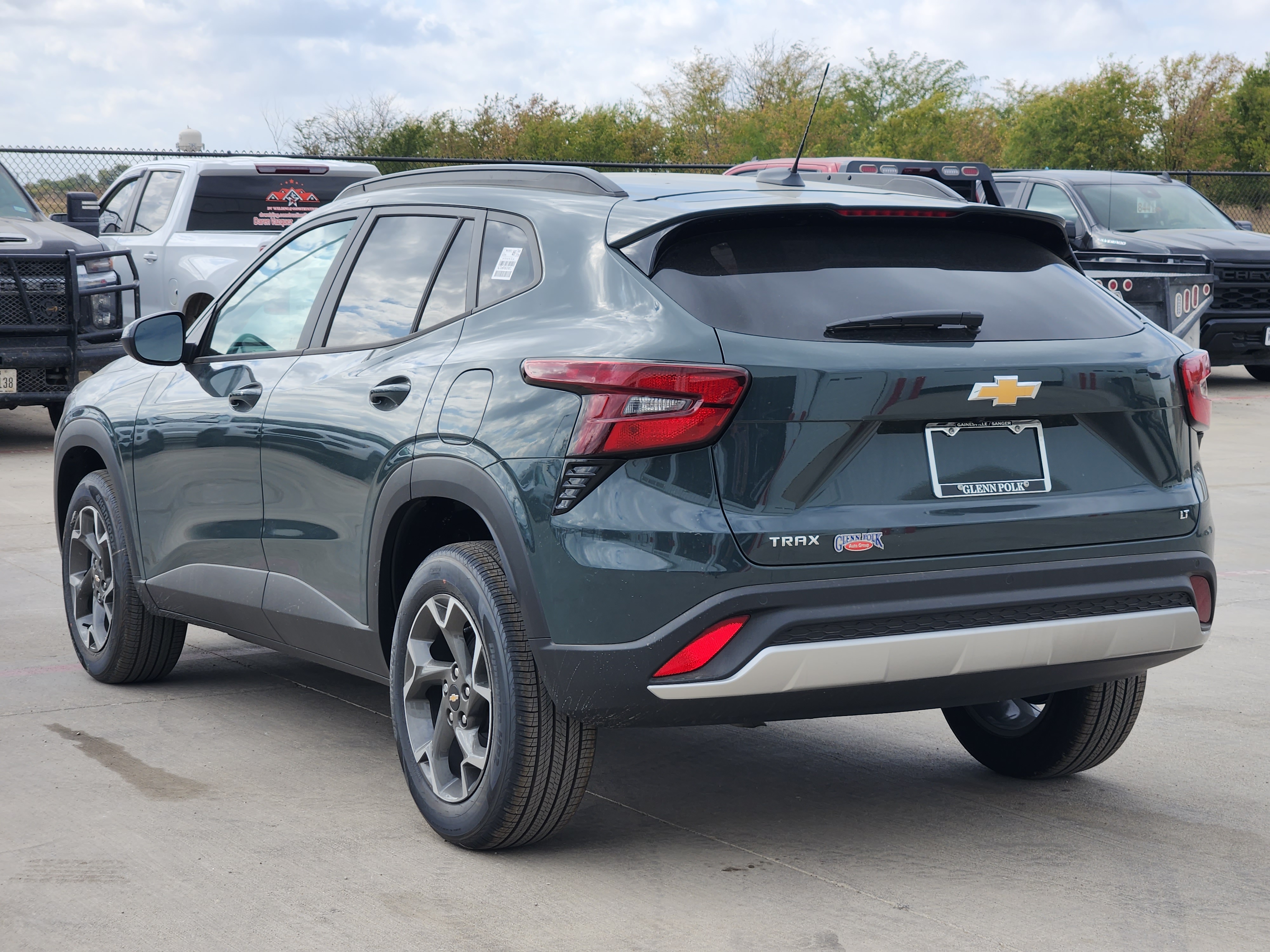 2025 Chevrolet Trax LT 2