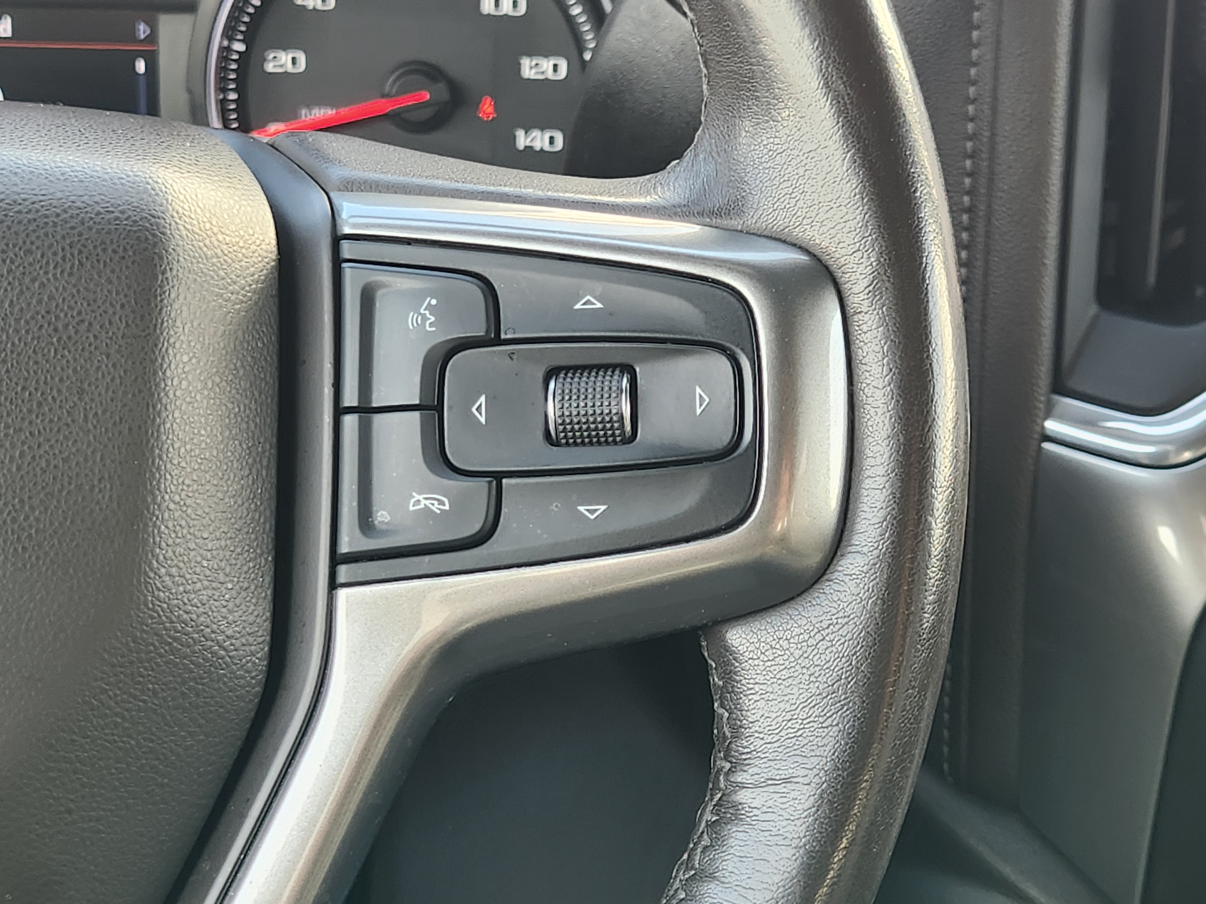 2019 Chevrolet Silverado 1500 LTZ 31