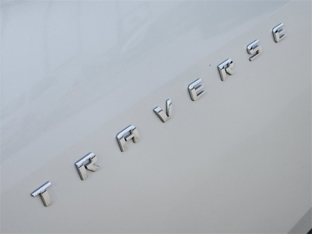2019 Chevrolet Traverse LS 13