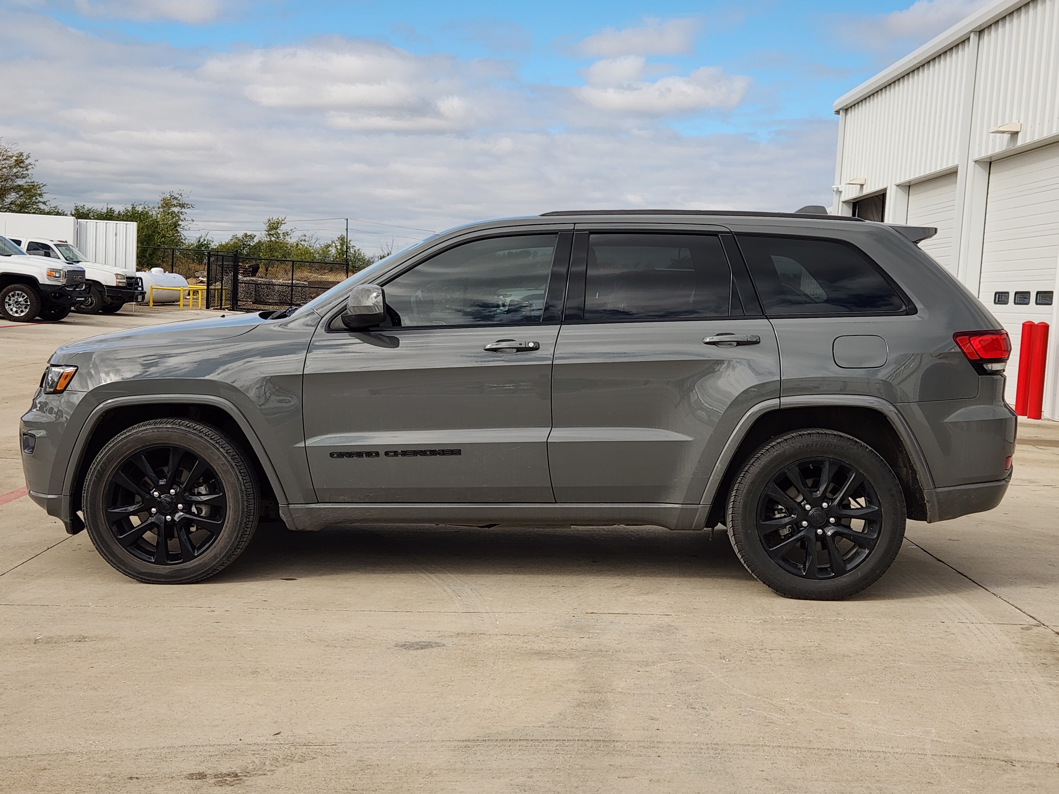 2020 Jeep Grand Cherokee Altitude 5