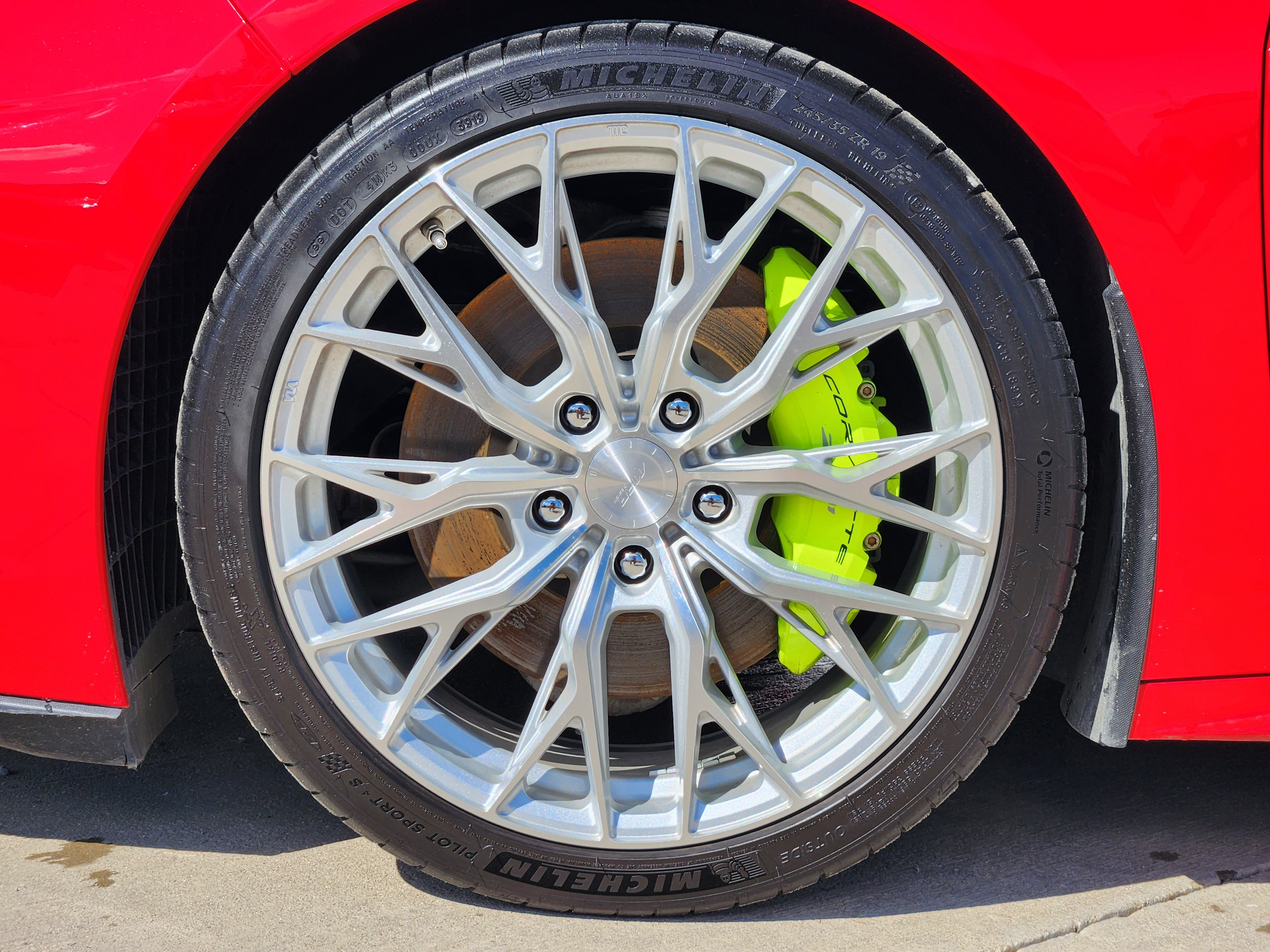 2020 Chevrolet Corvette Stingray 11