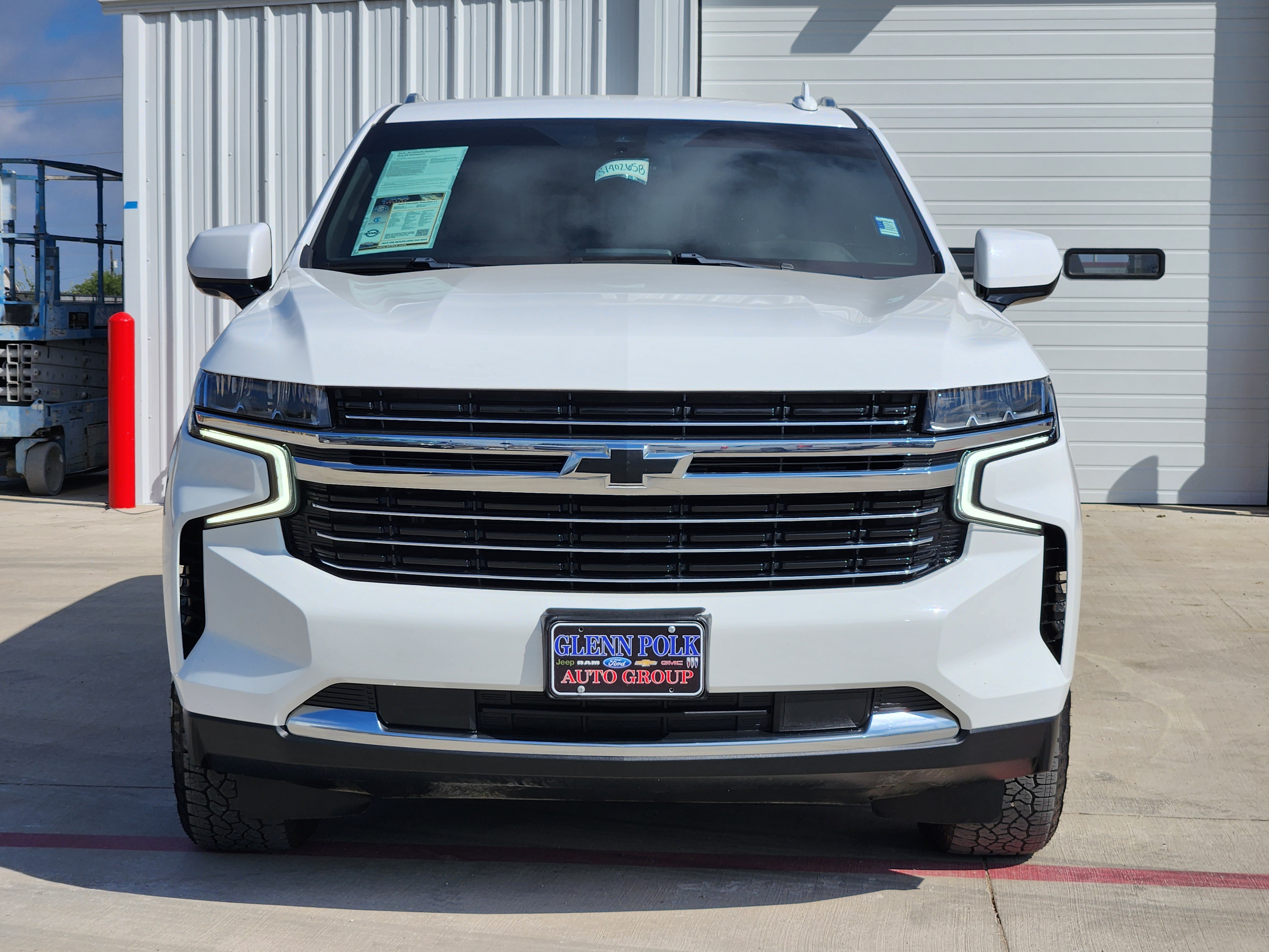 2021 Chevrolet Suburban LT 2