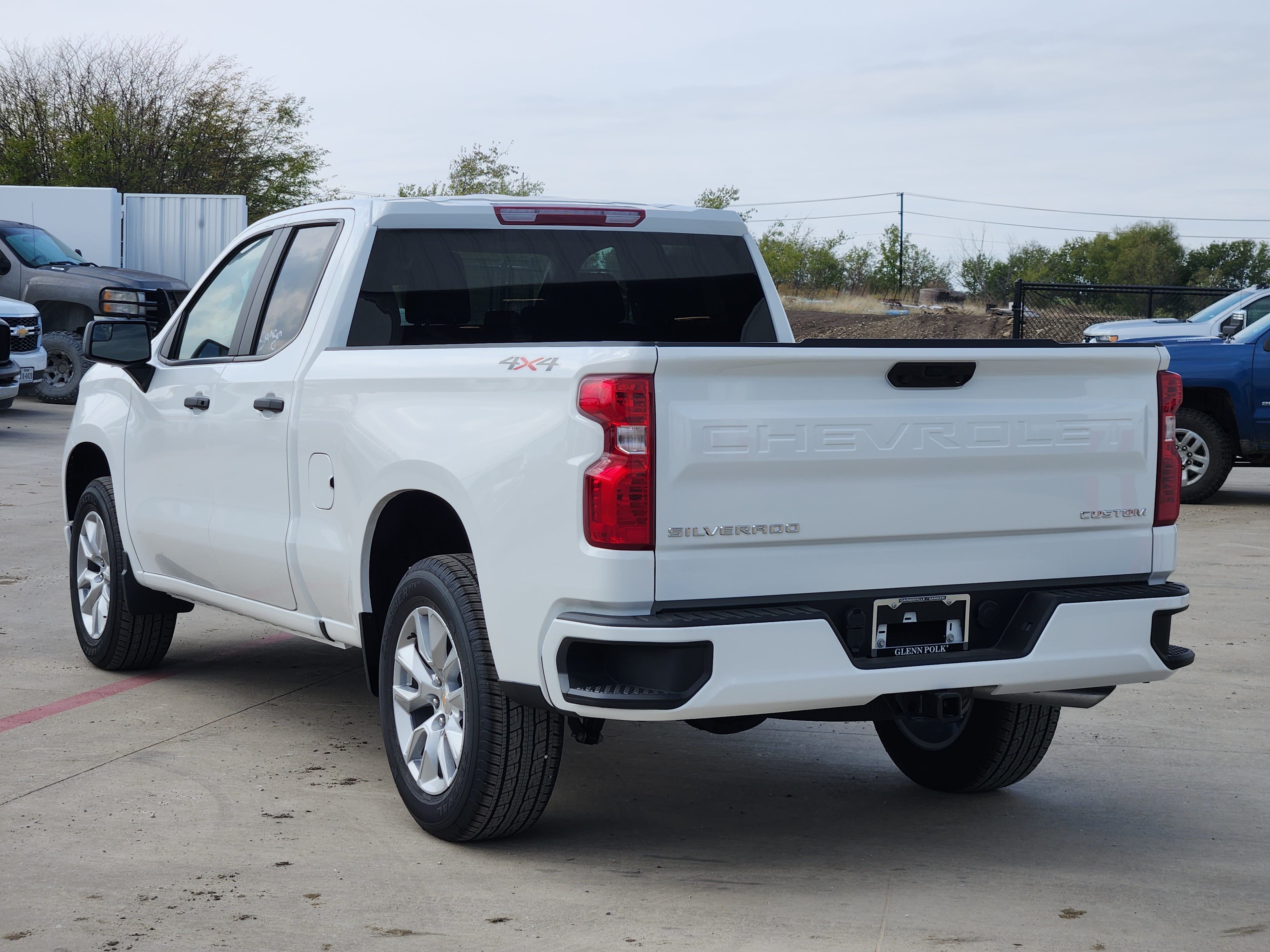 2025 Chevrolet Silverado 1500 Custom 4