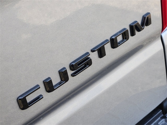 2024 Chevrolet Silverado 1500 Custom 8