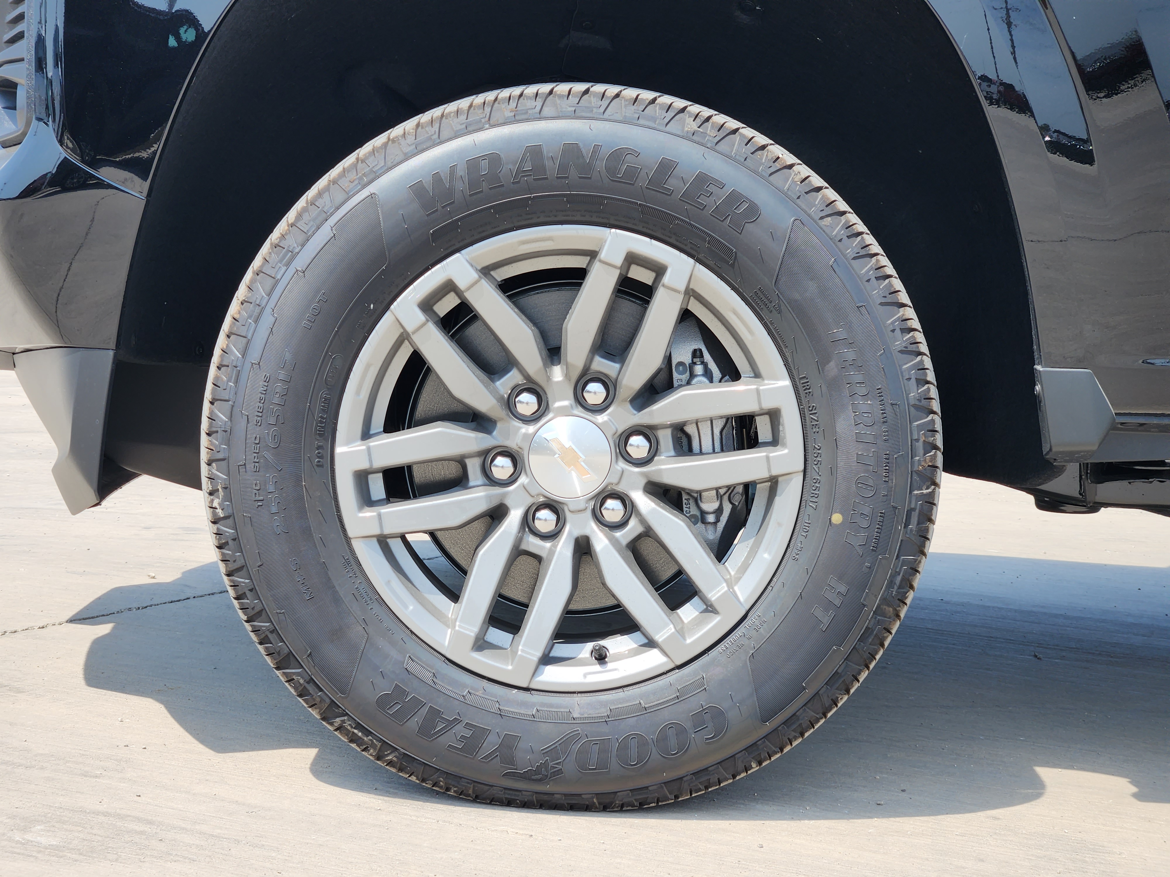 2024 Chevrolet Colorado LT 8