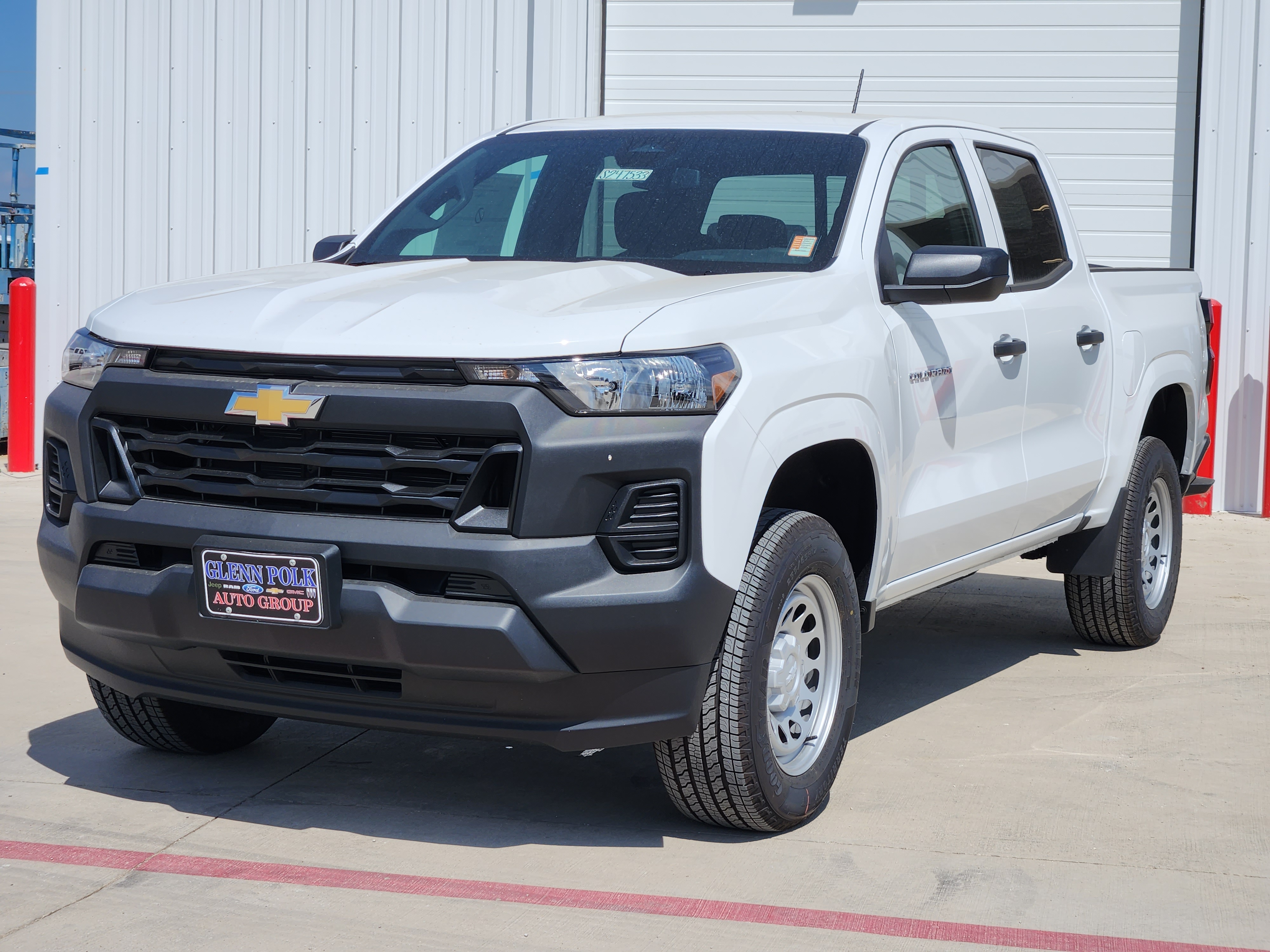 2024 Chevrolet Colorado Work Truck 2