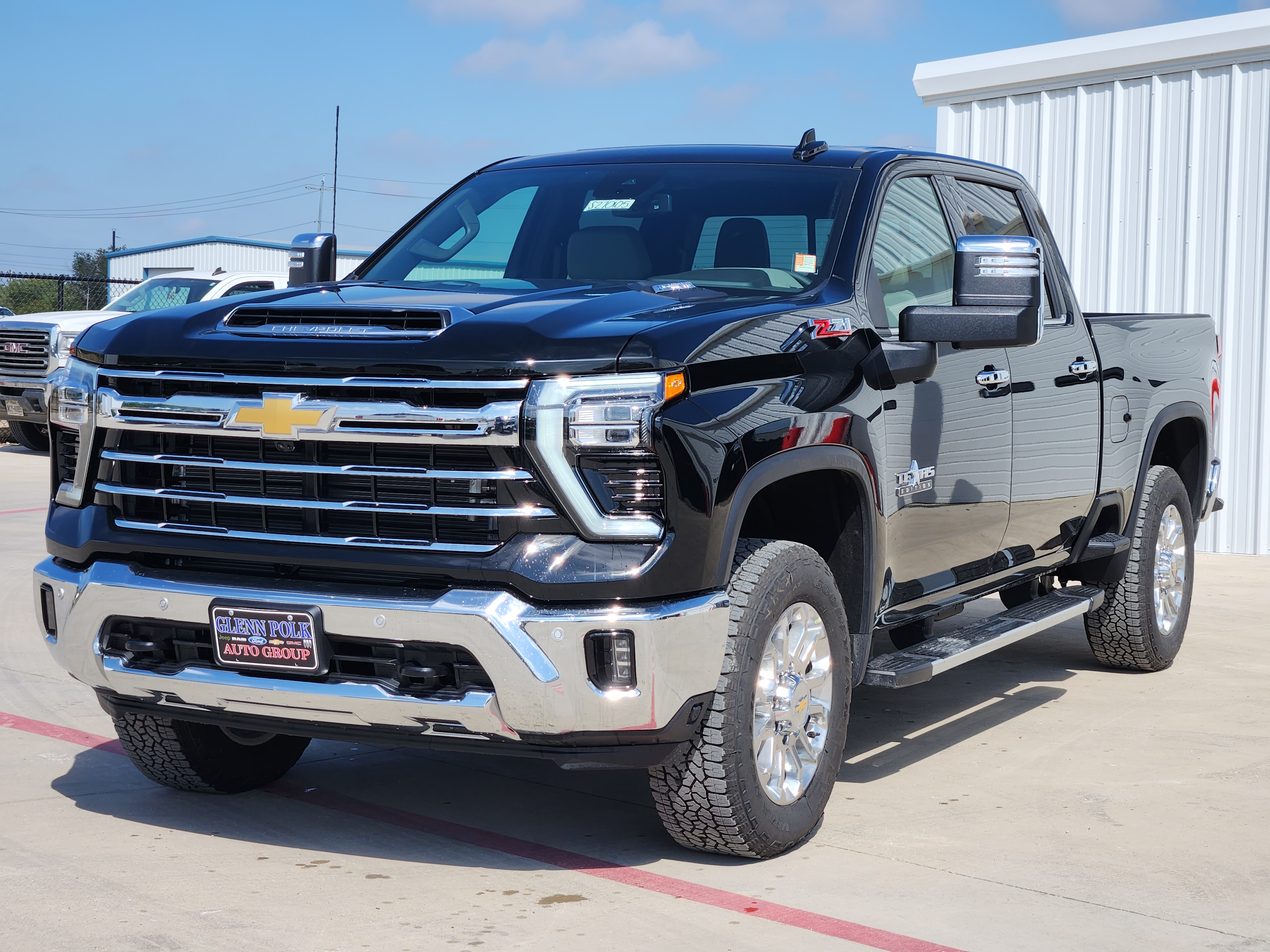 2024 Chevrolet Silverado 2500HD LTZ 2