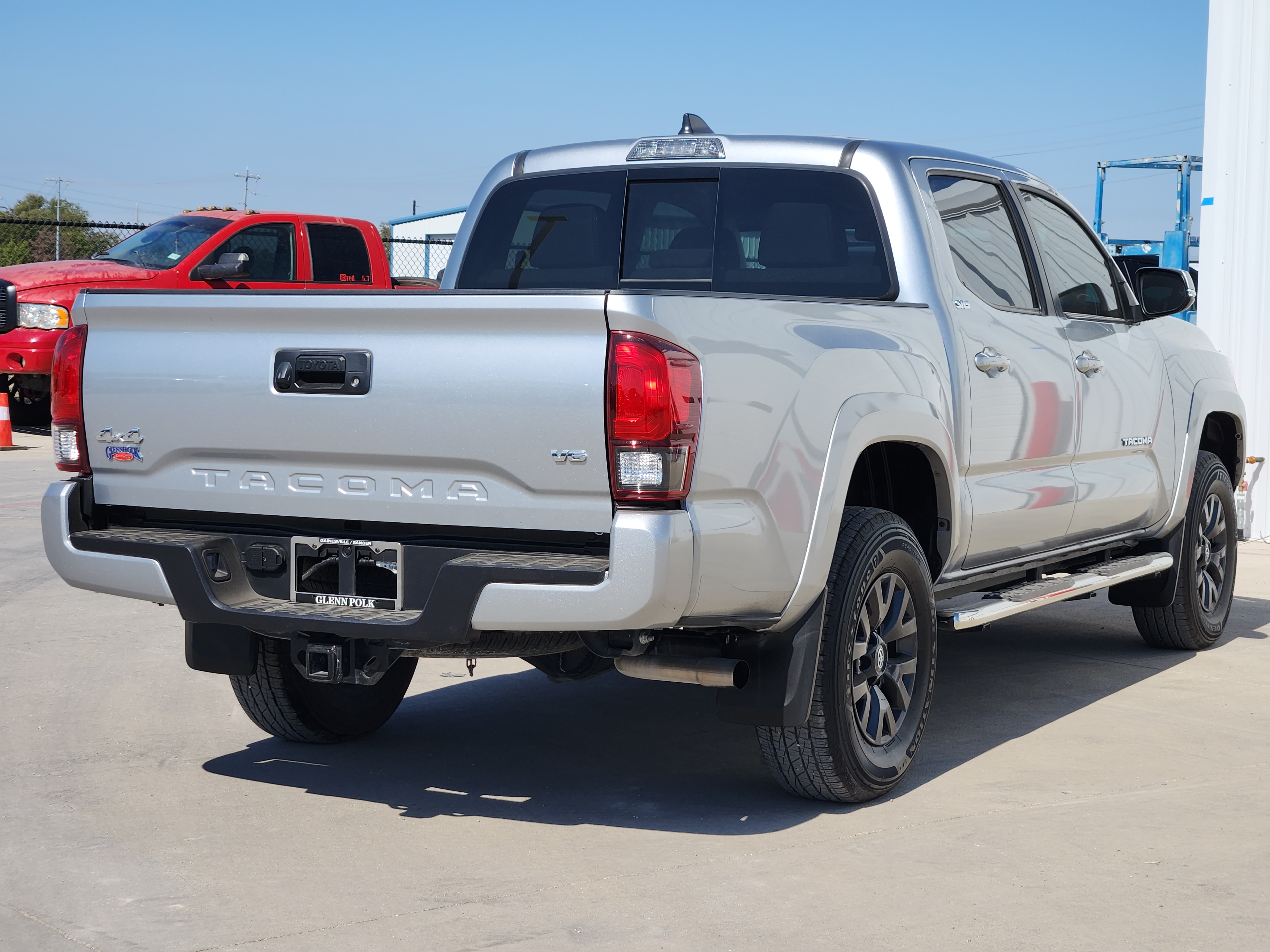 2023 Toyota Tacoma SR5 8