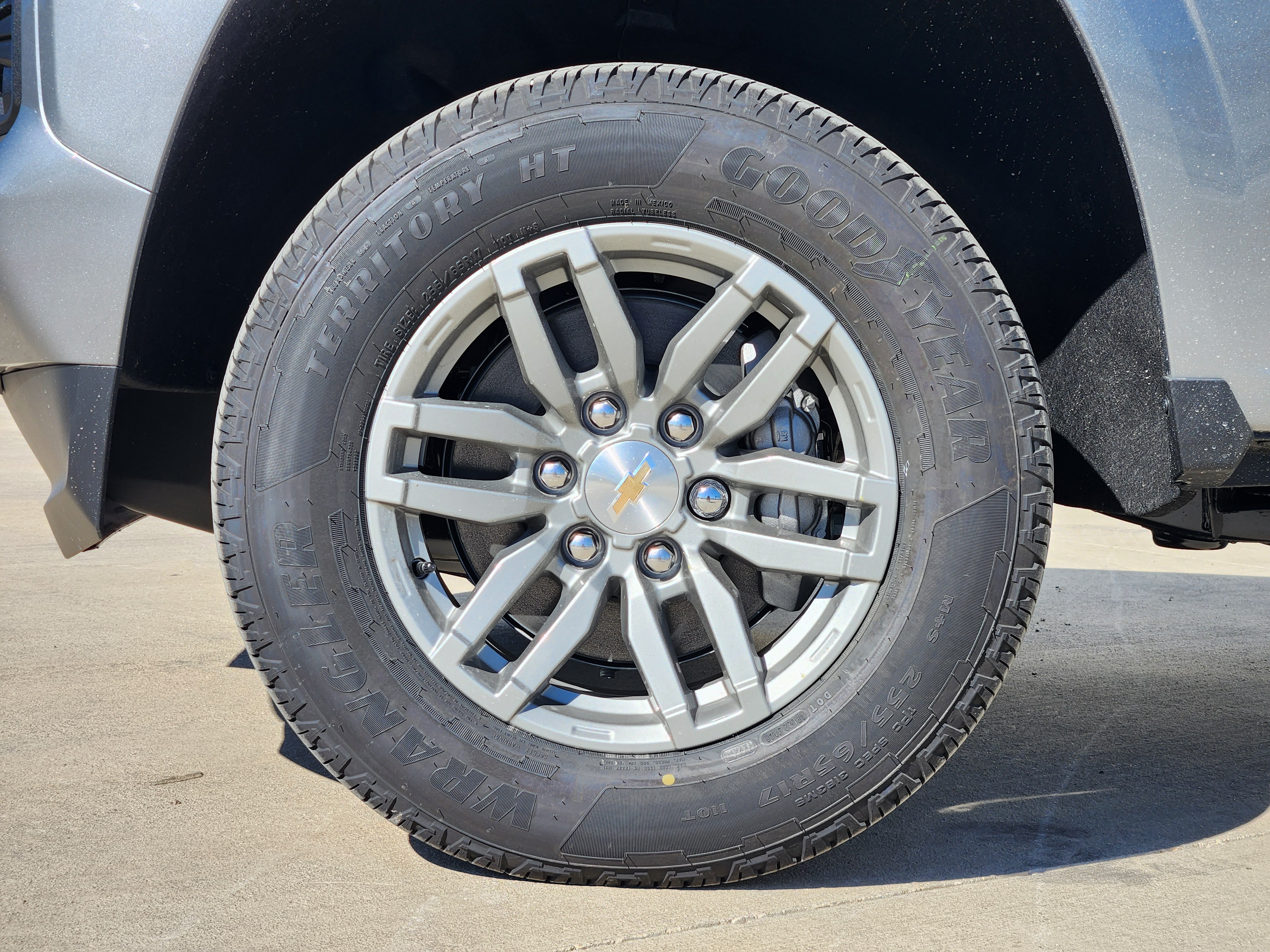 2024 Chevrolet Colorado LT 8