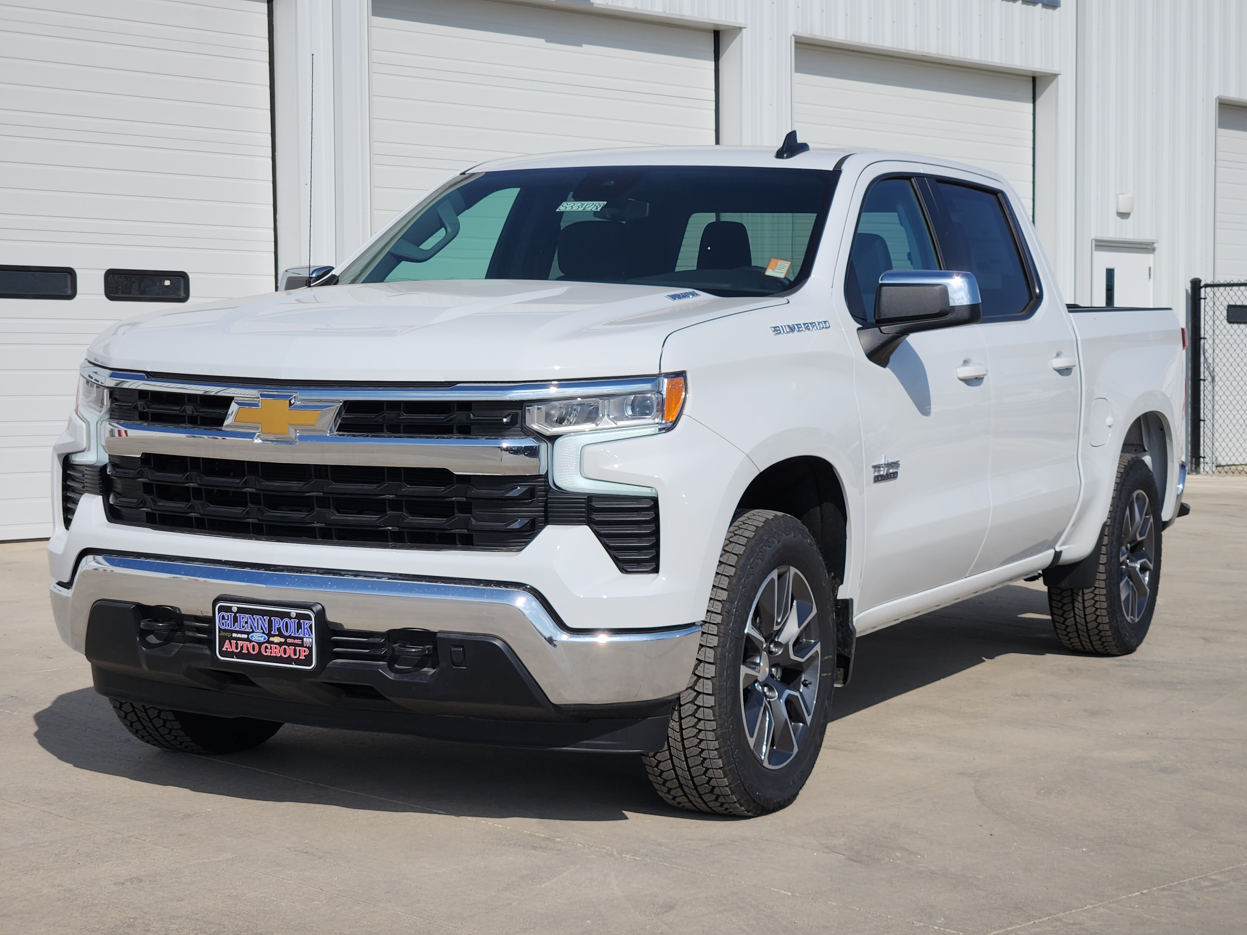 2024 Chevrolet Silverado 1500 LT 2