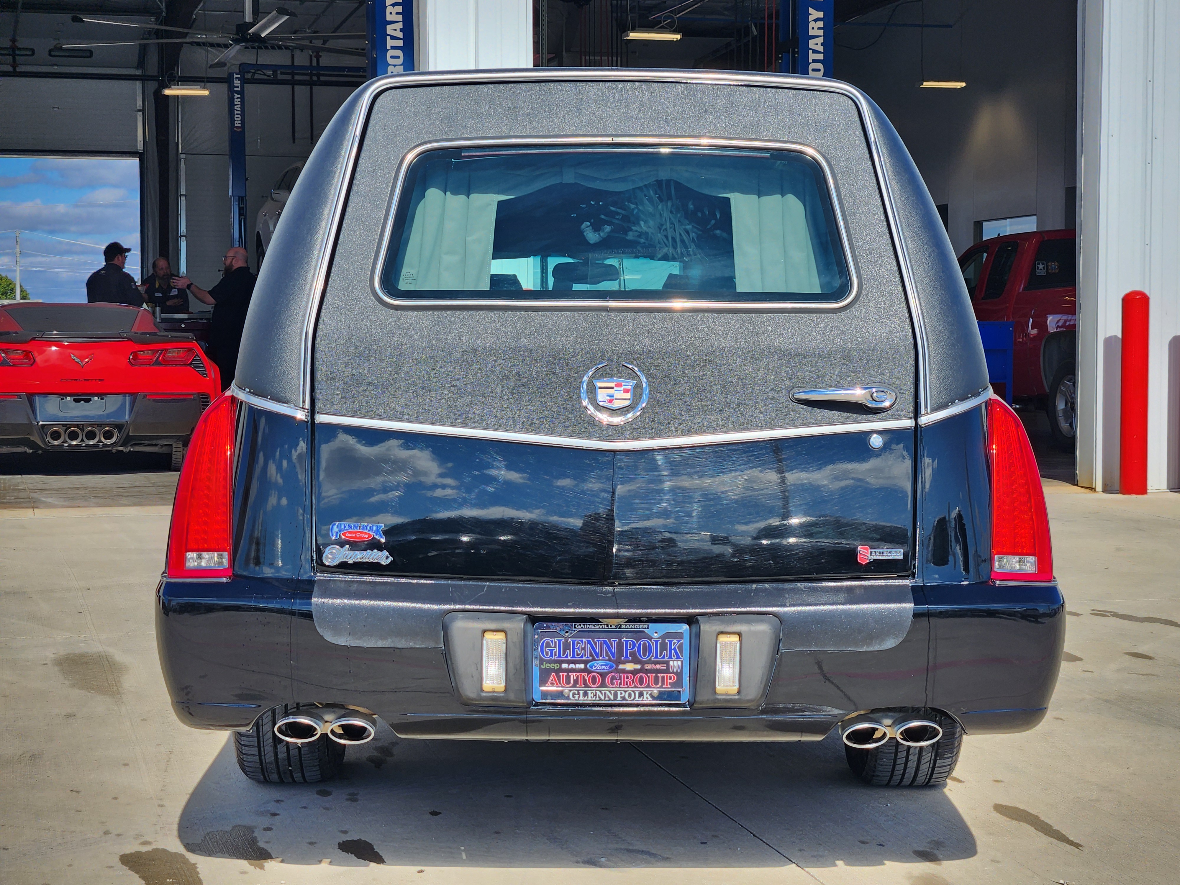 2011 Cadillac DTS Coachbuilder 7