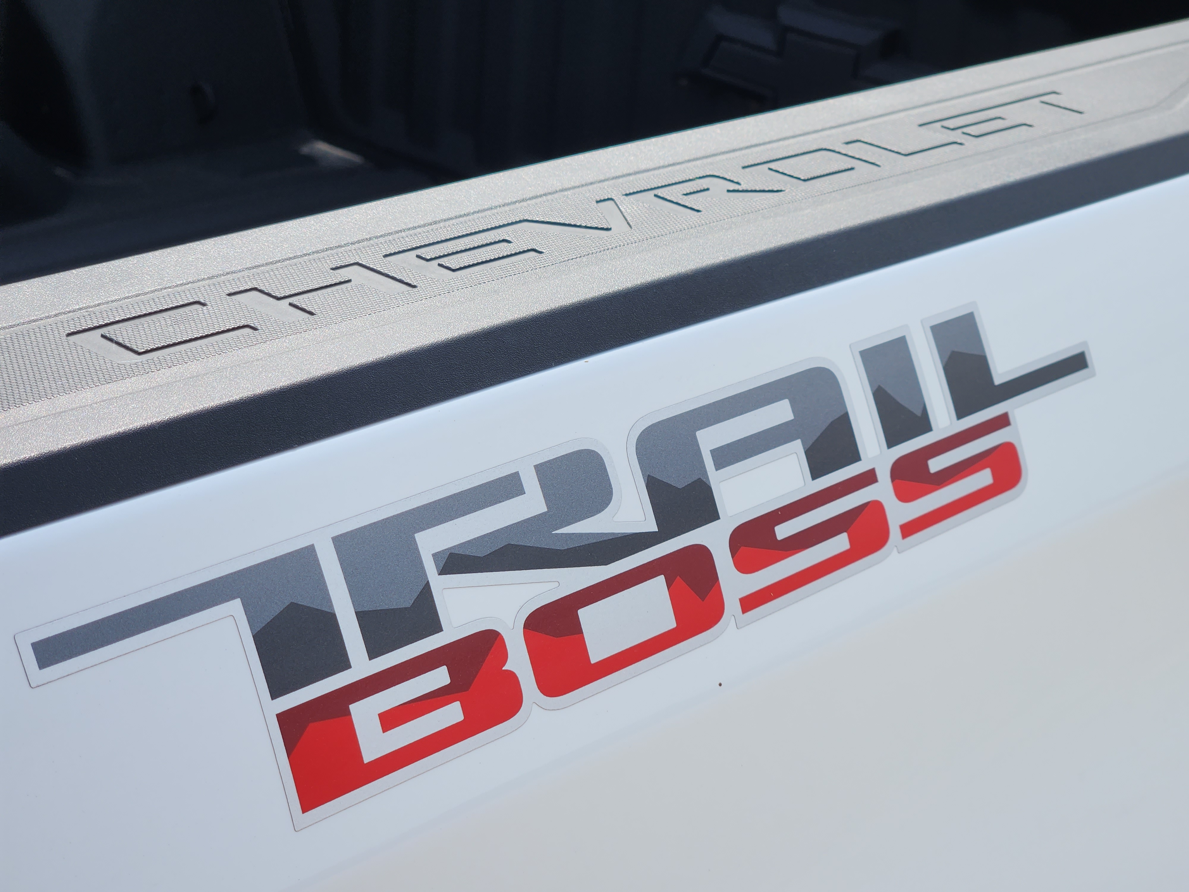 2024 Chevrolet Silverado 1500 LT Trail Boss 9