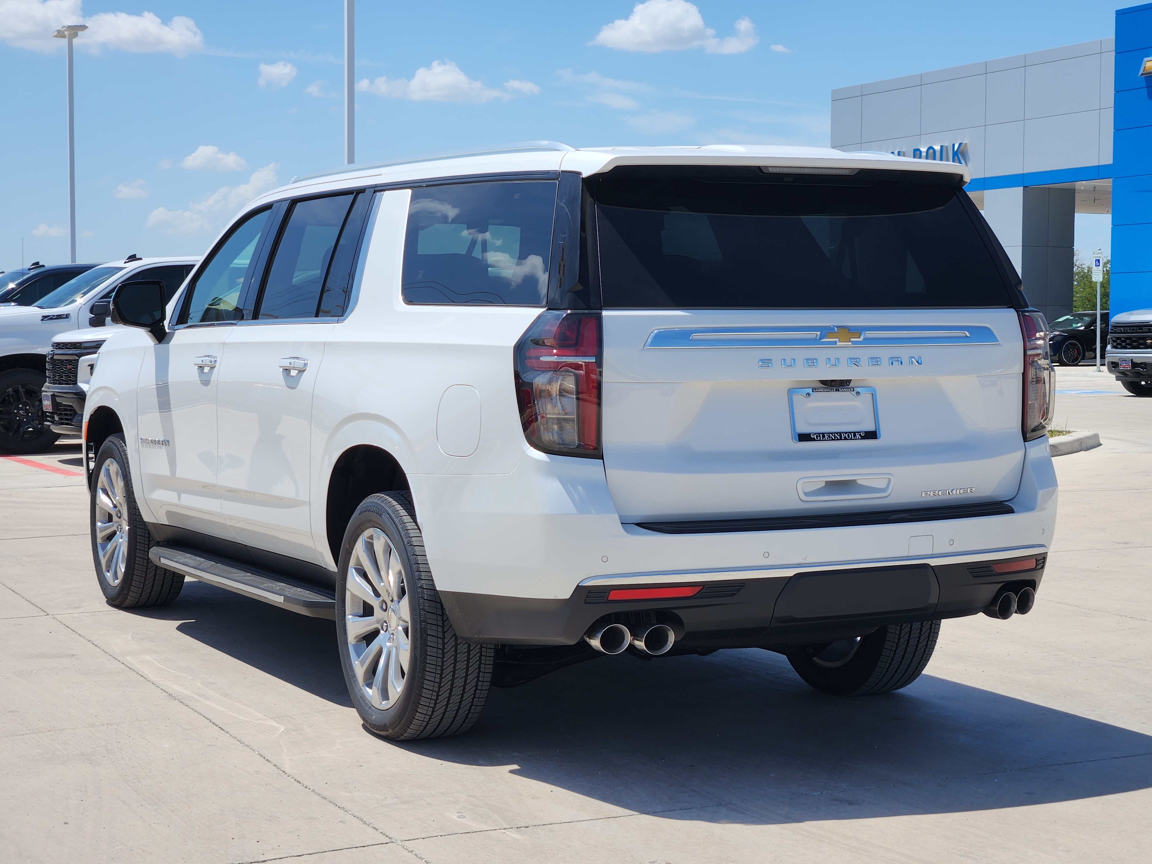 2024 Chevrolet Suburban Premier 4