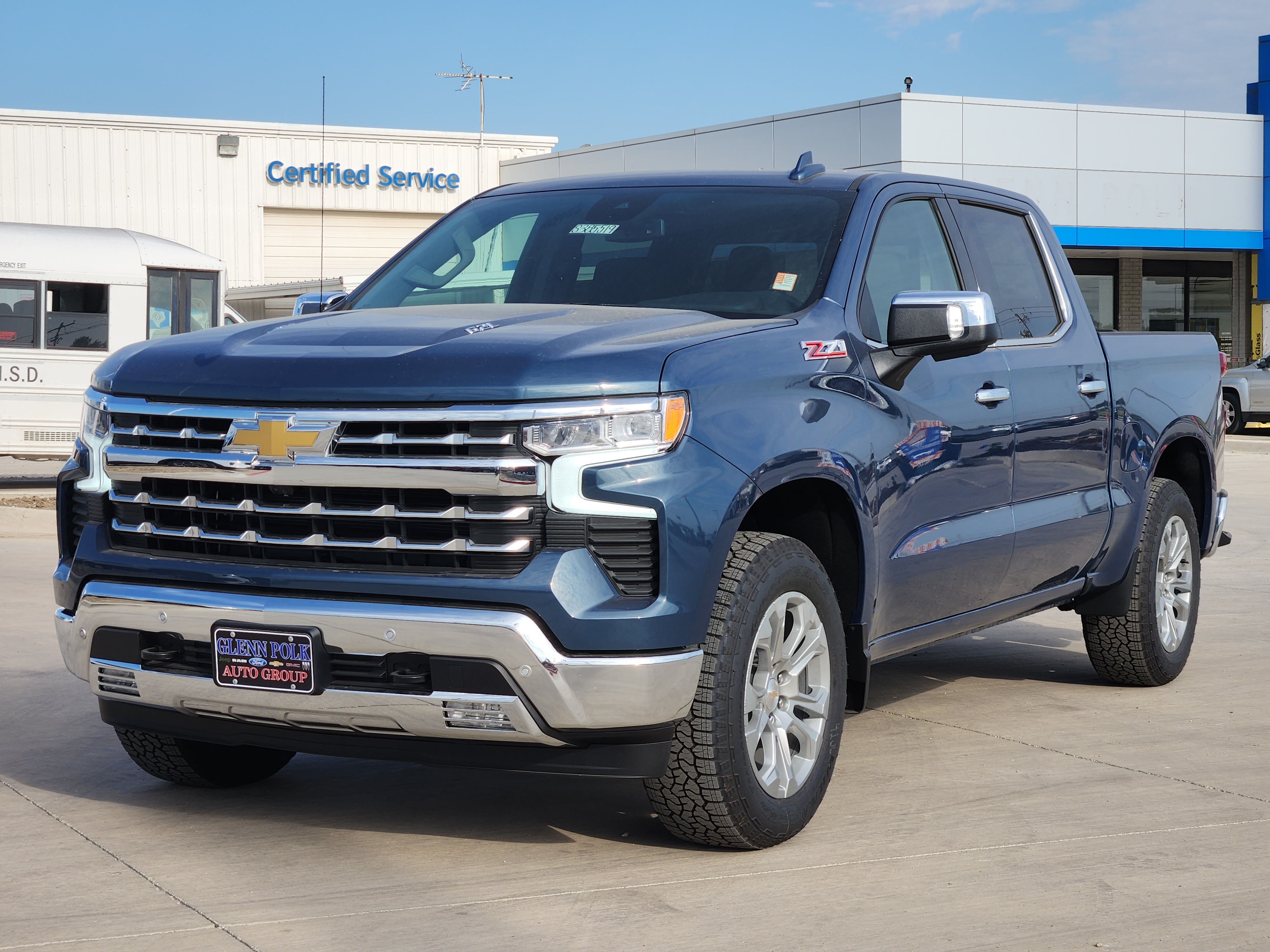 2024 Chevrolet Silverado 1500 LTZ 2