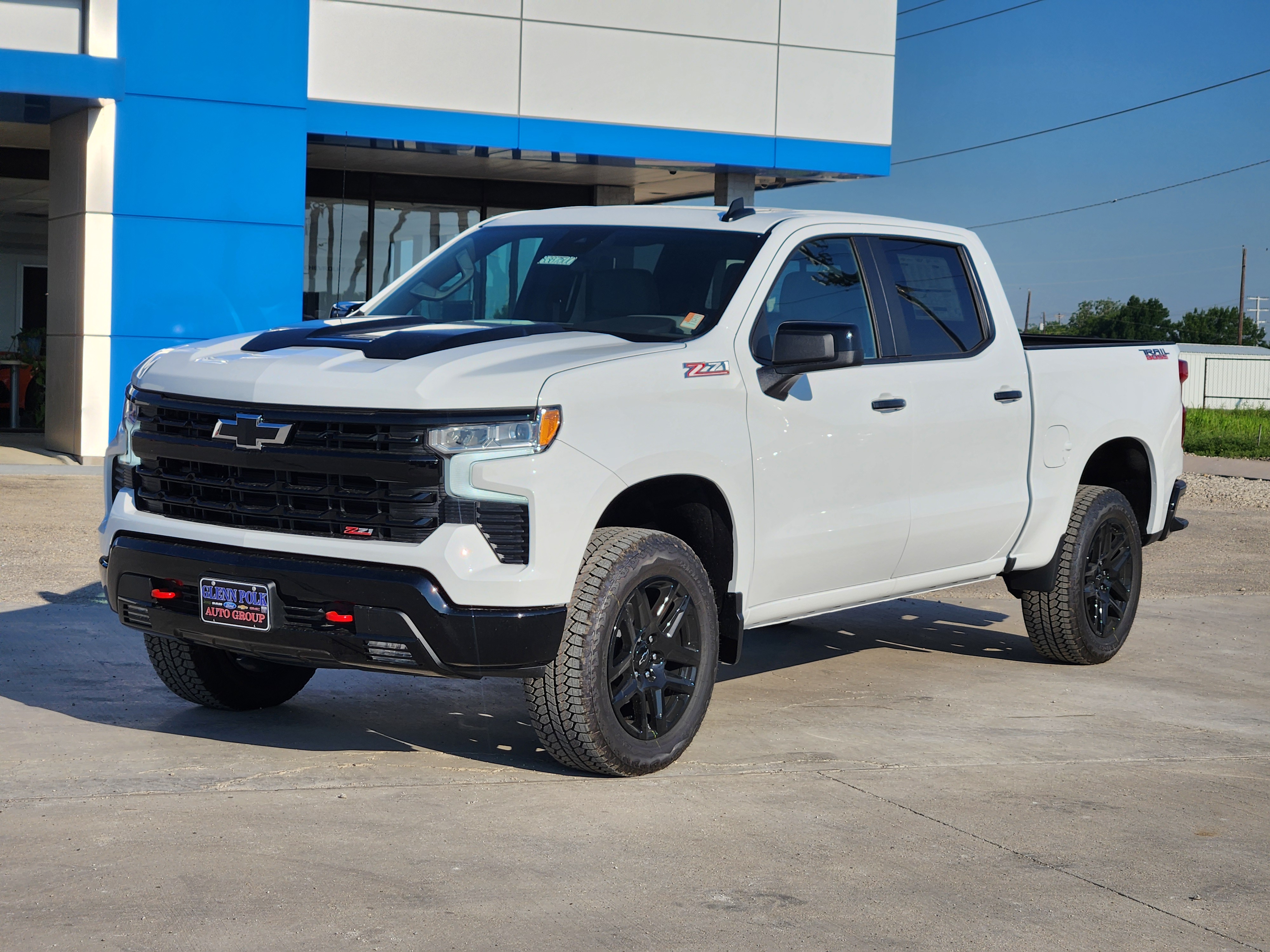 2024 Chevrolet Silverado 1500 LT Trail Boss 2