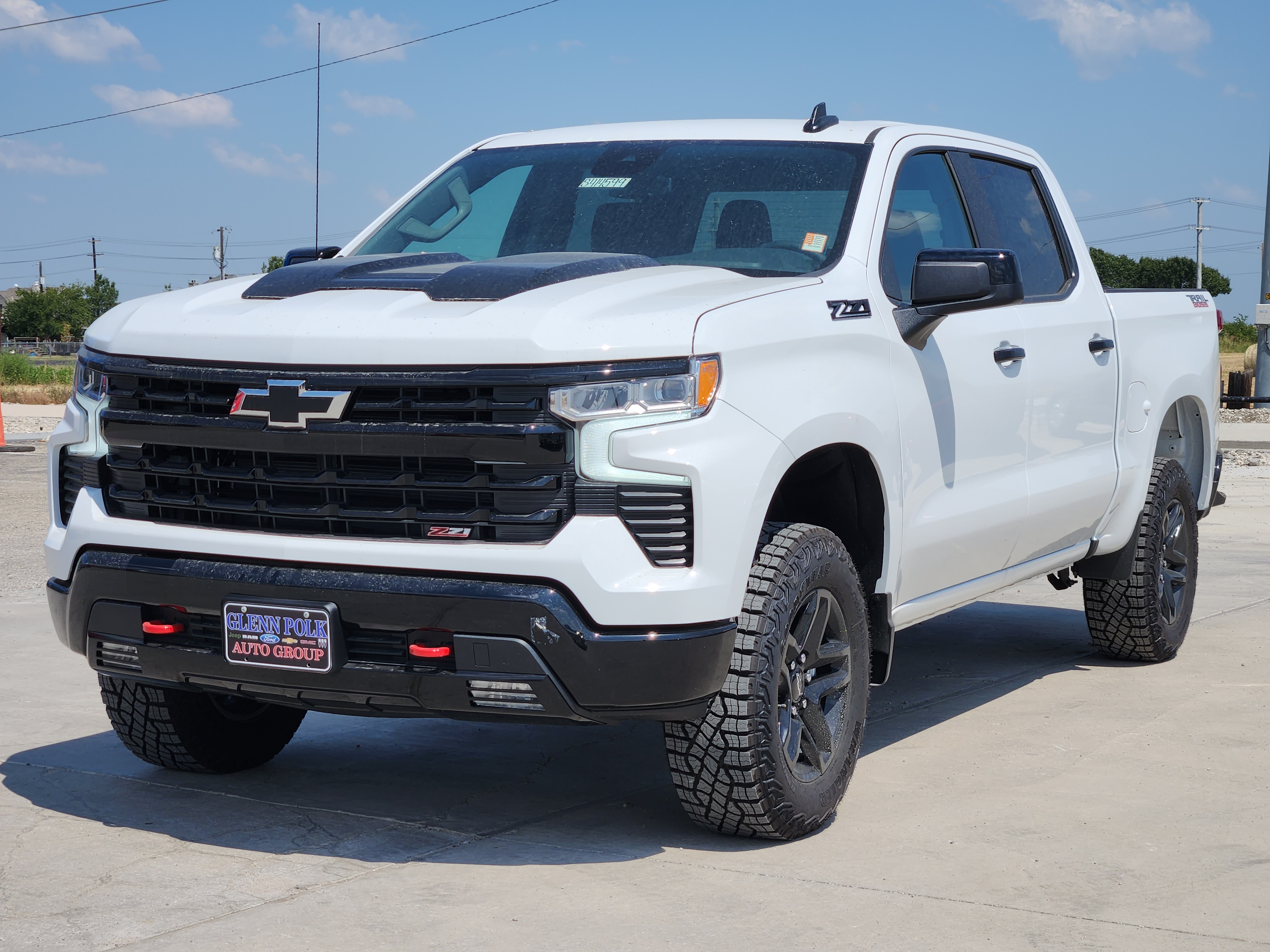 2024 Chevrolet Silverado 1500 LT Trail Boss 2