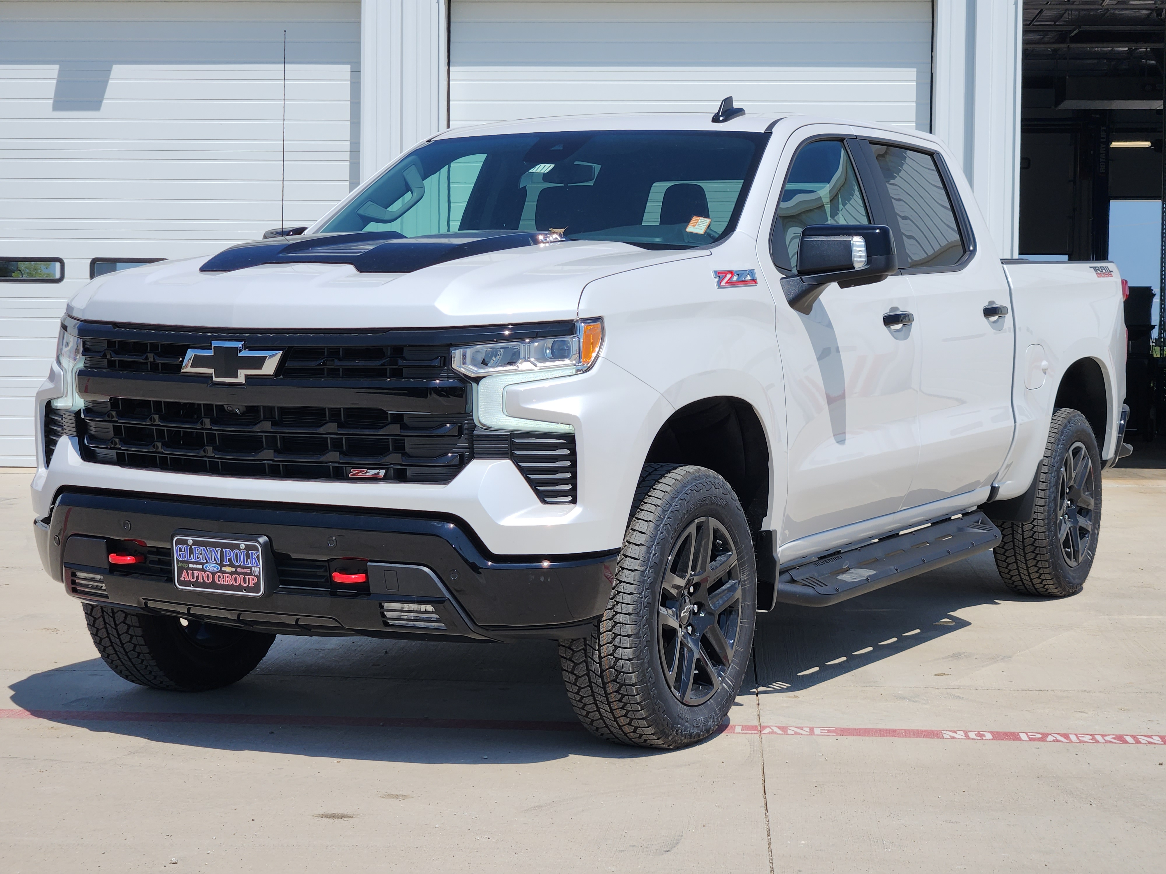 2024 Chevrolet Silverado 1500 LT Trail Boss 2