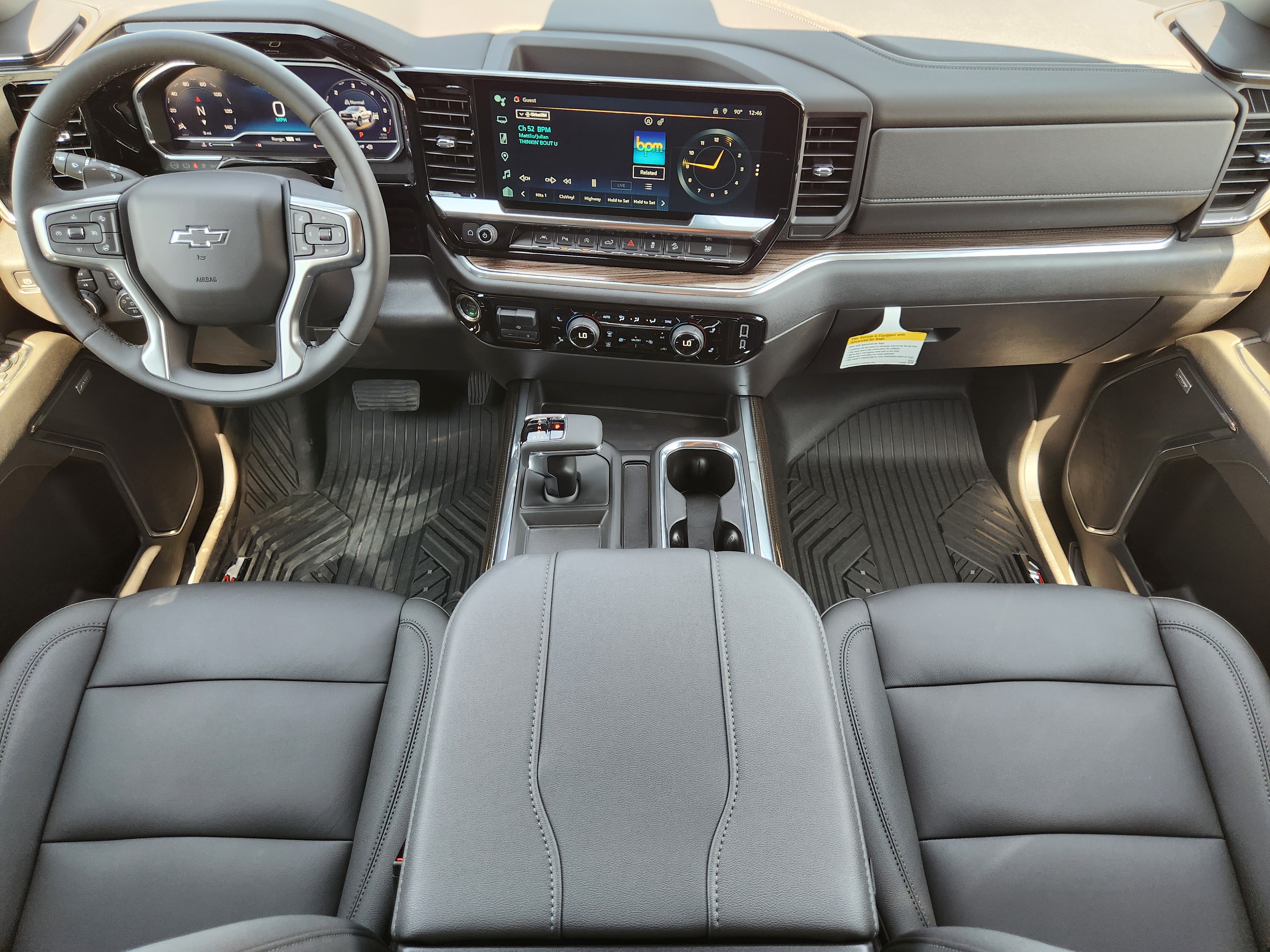 2024 Chevrolet Silverado 1500 LT Trail Boss 21