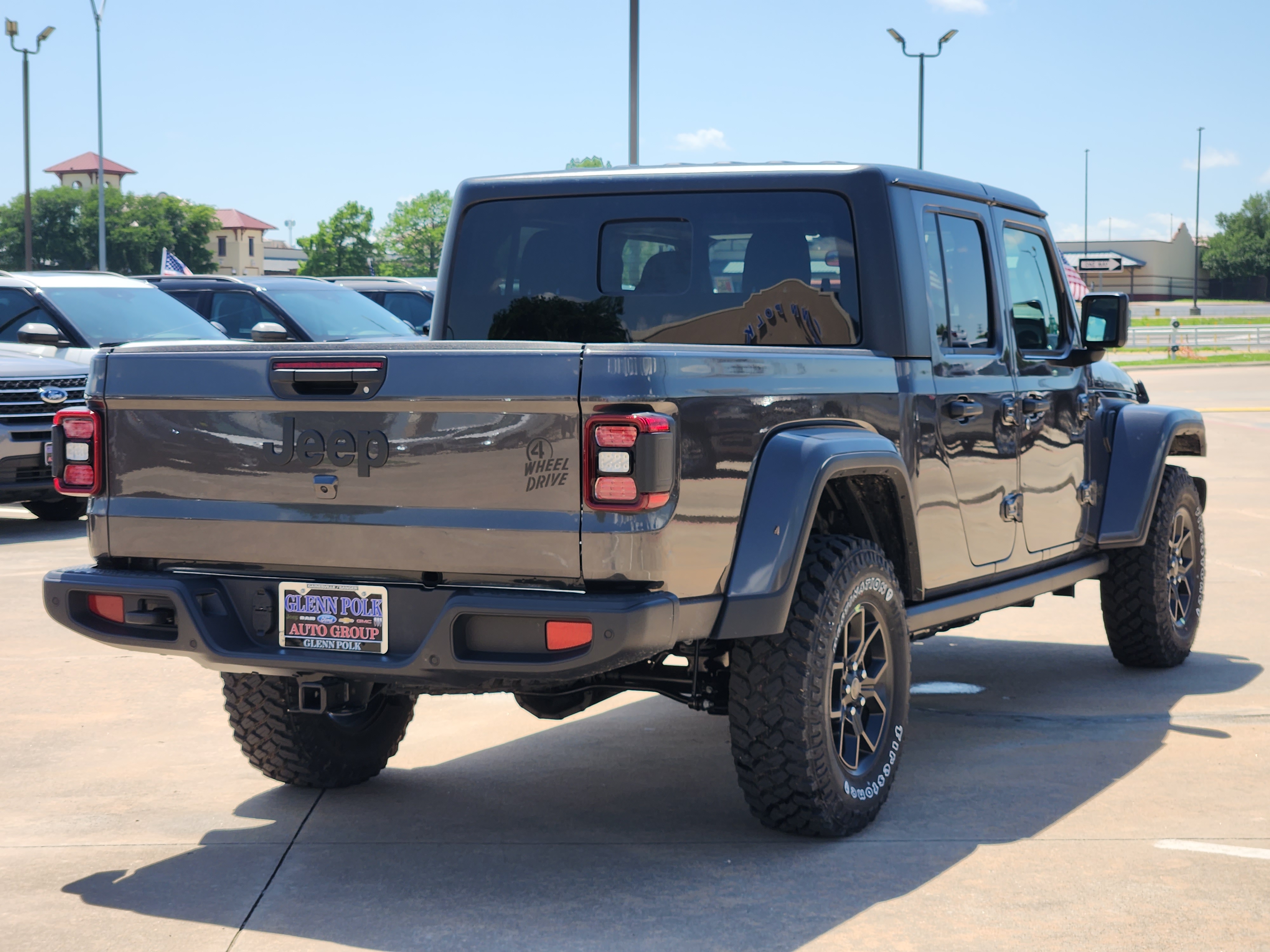 2024 Jeep Gladiator Sport 5