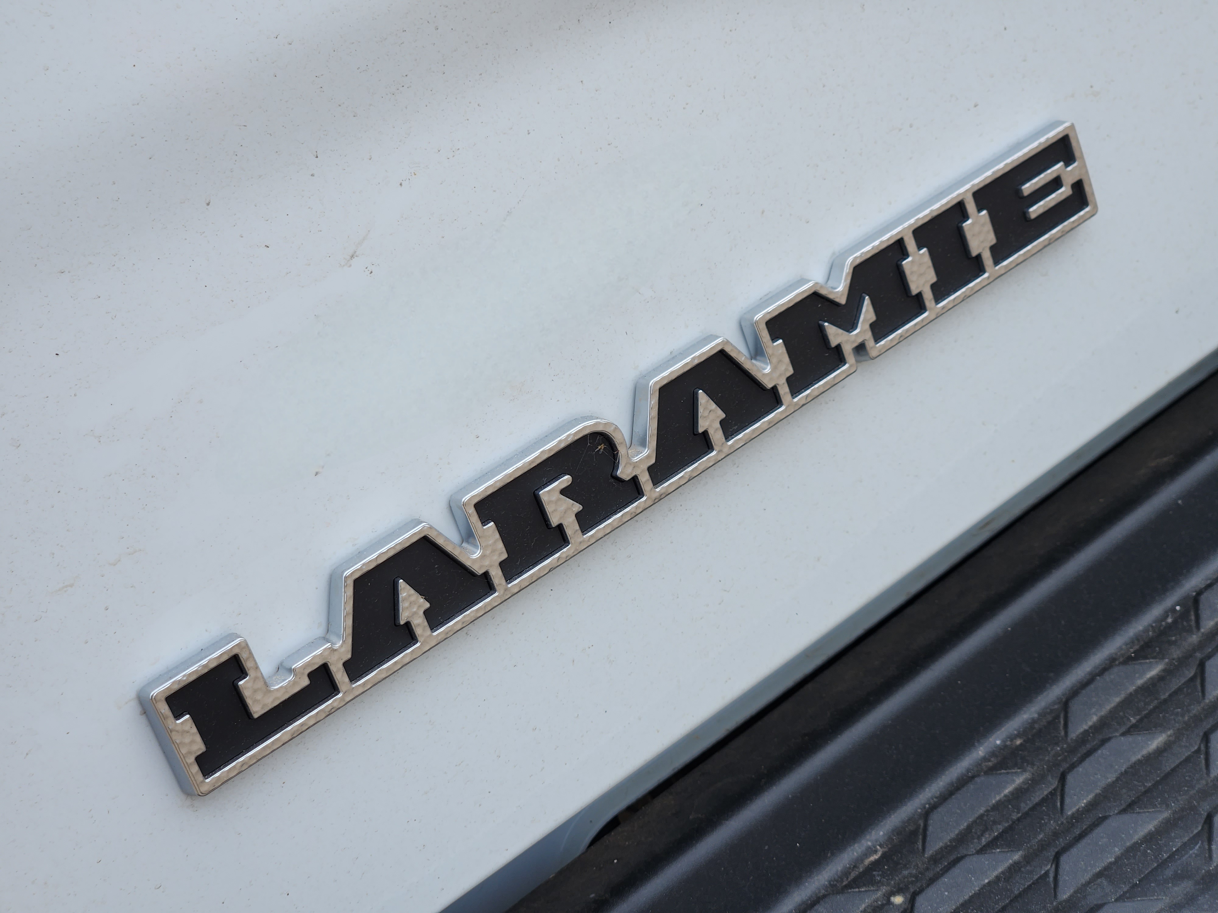 2024 Ram 3500 Laramie 9