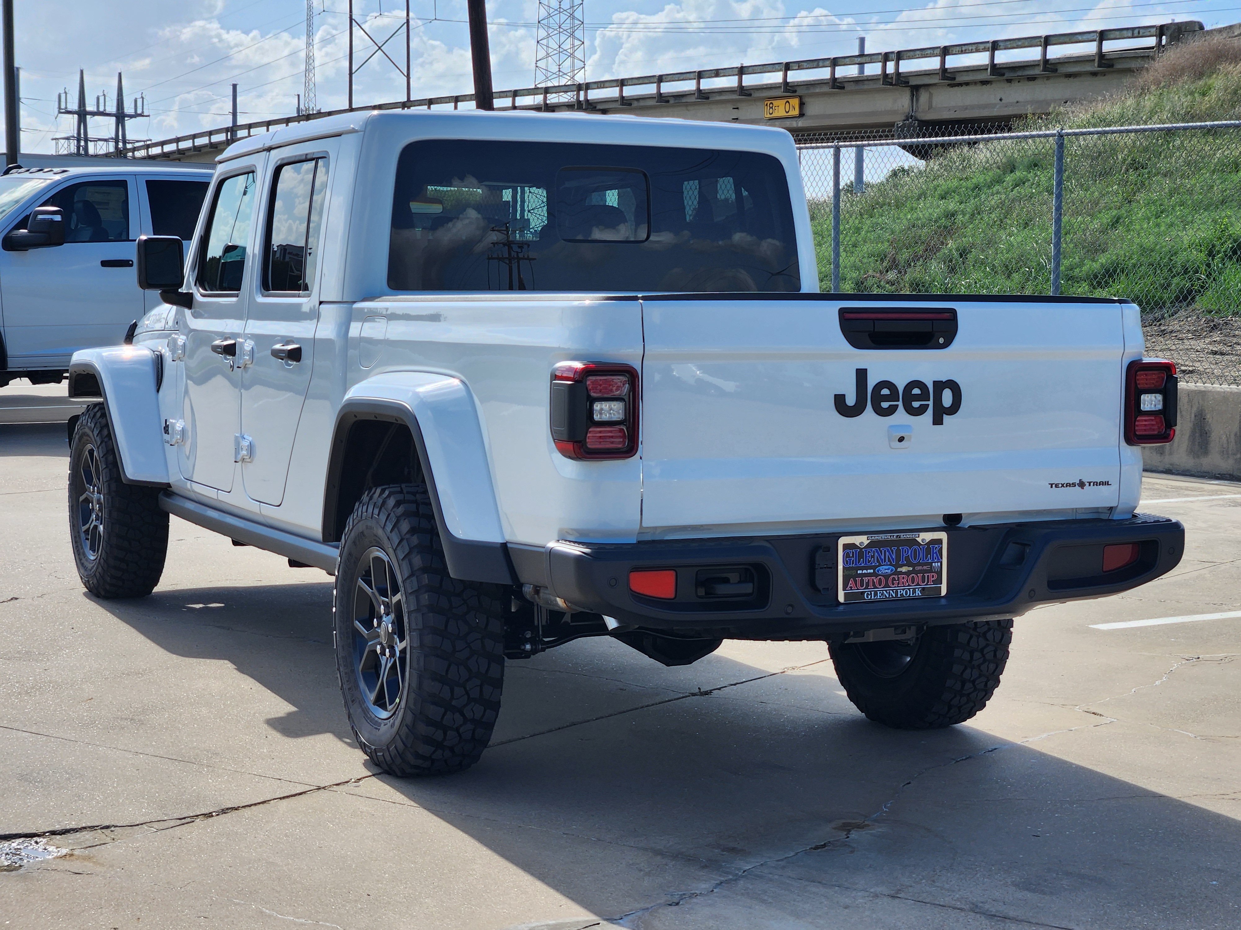 2024 Jeep Gladiator Sport 4