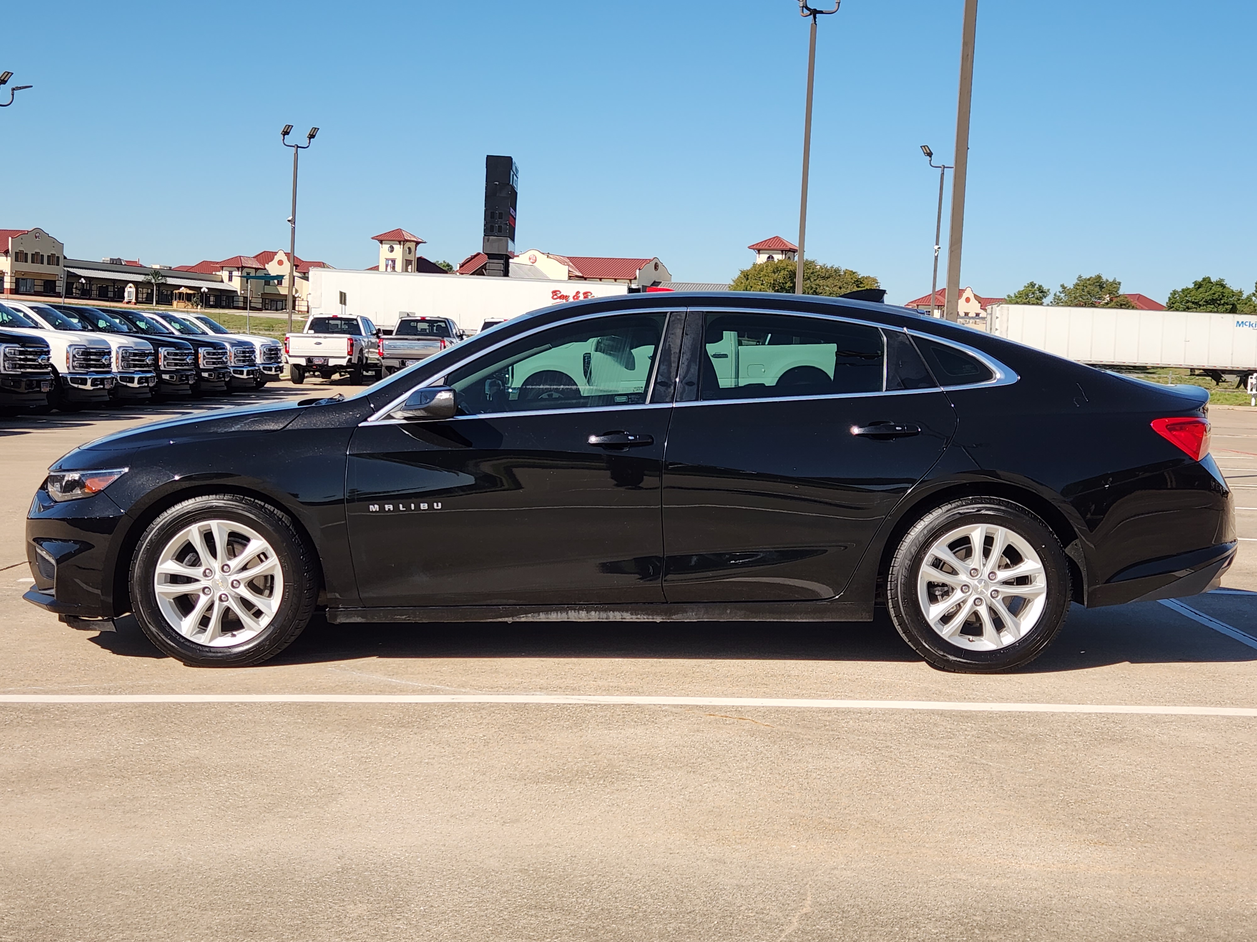 2017 Chevrolet Malibu LT 4