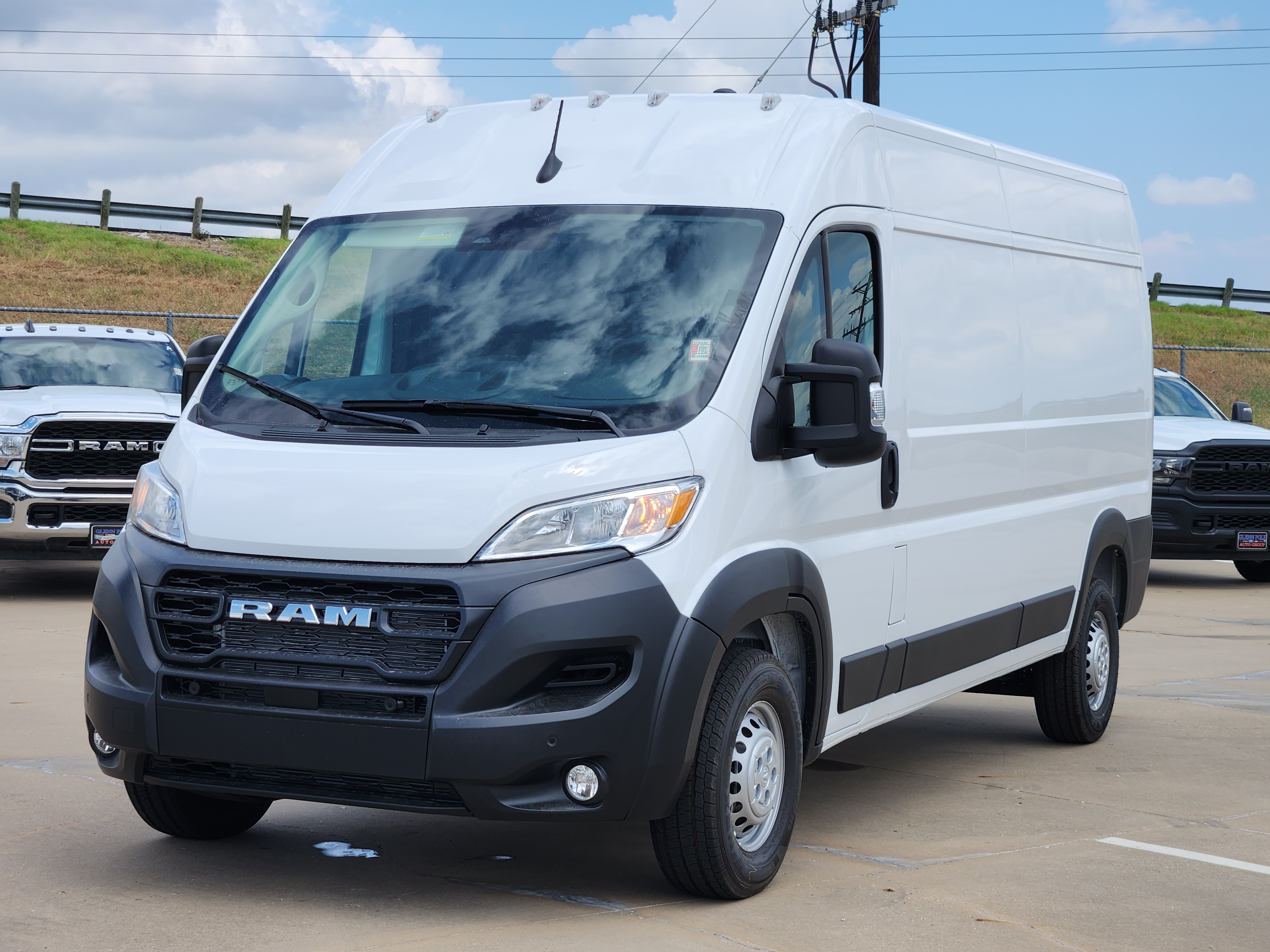 2024 Ram ProMaster 3500 High Roof 2