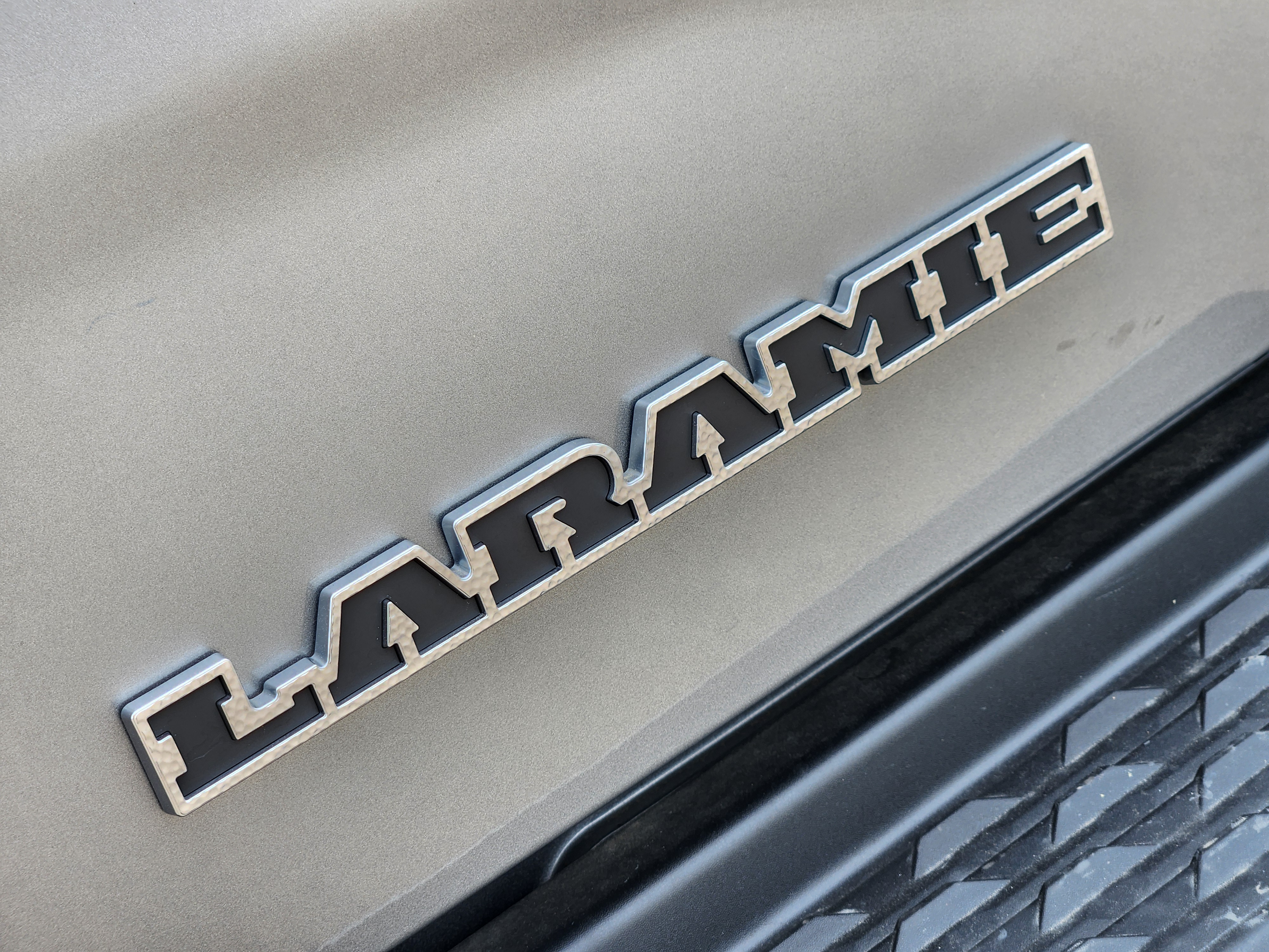 2024 Ram 3500 Laramie 9