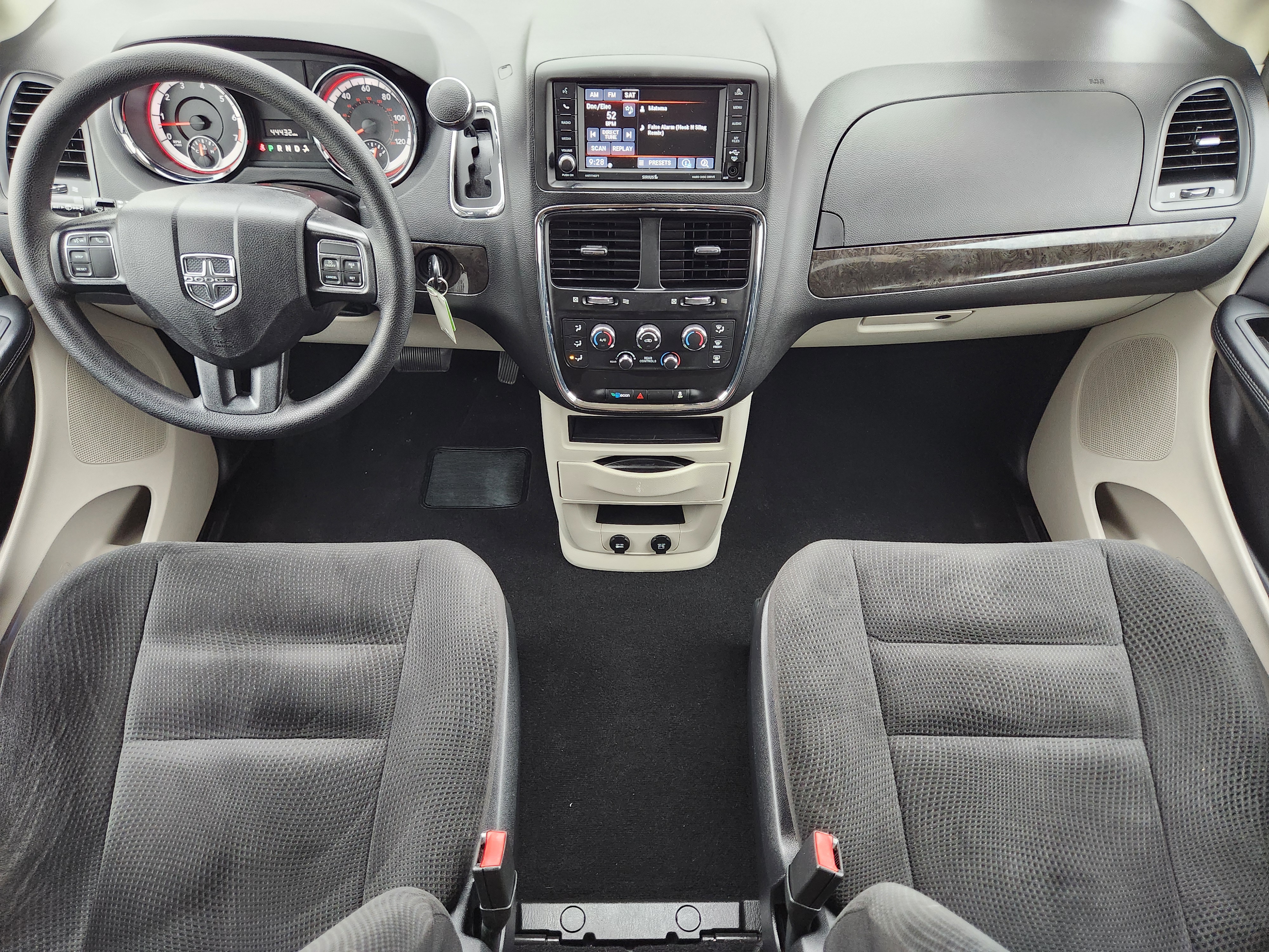 2019 Dodge Grand Caravan SE 24