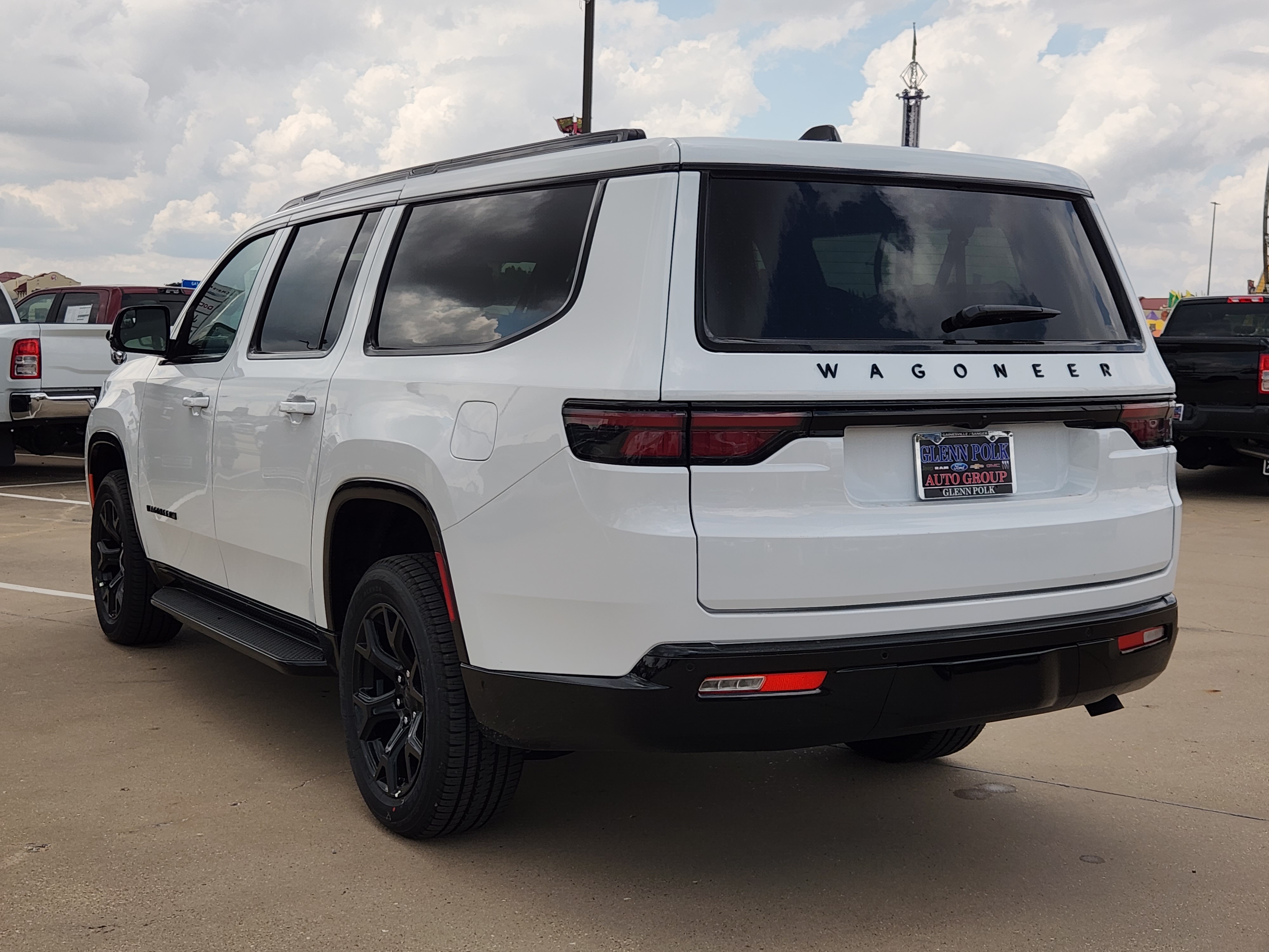 2024 Jeep Wagoneer L Series II 4