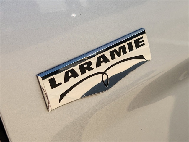 2017 Ram 3500 Laramie 12