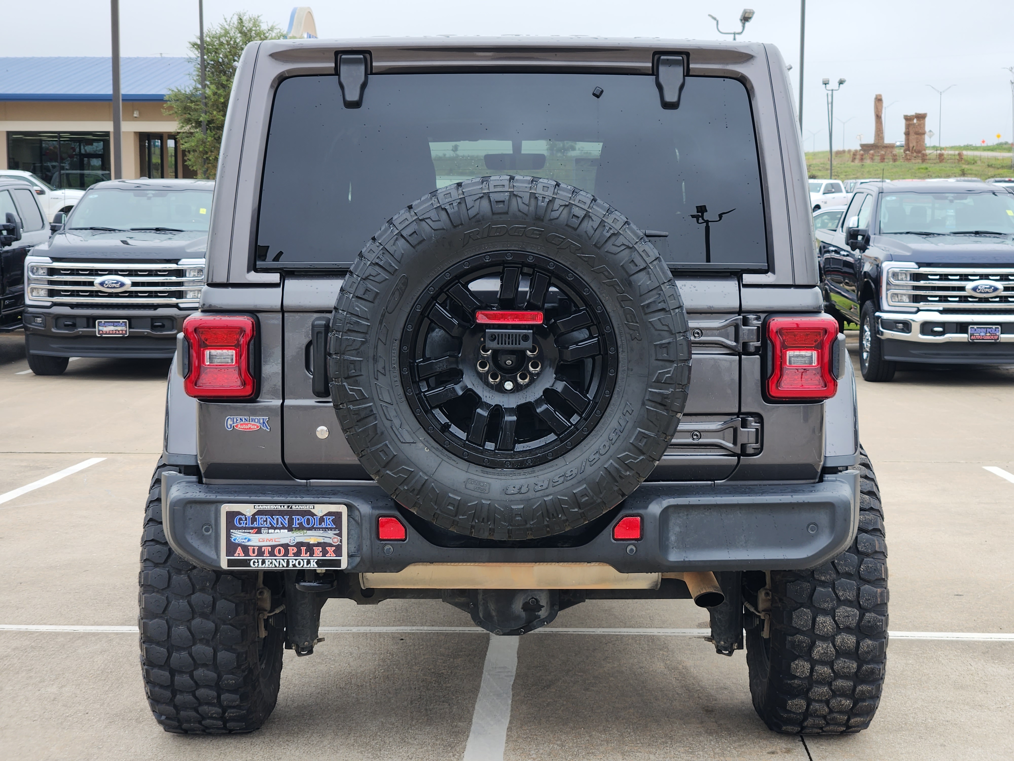 2018 Jeep Wrangler Unlimited Sahara 5