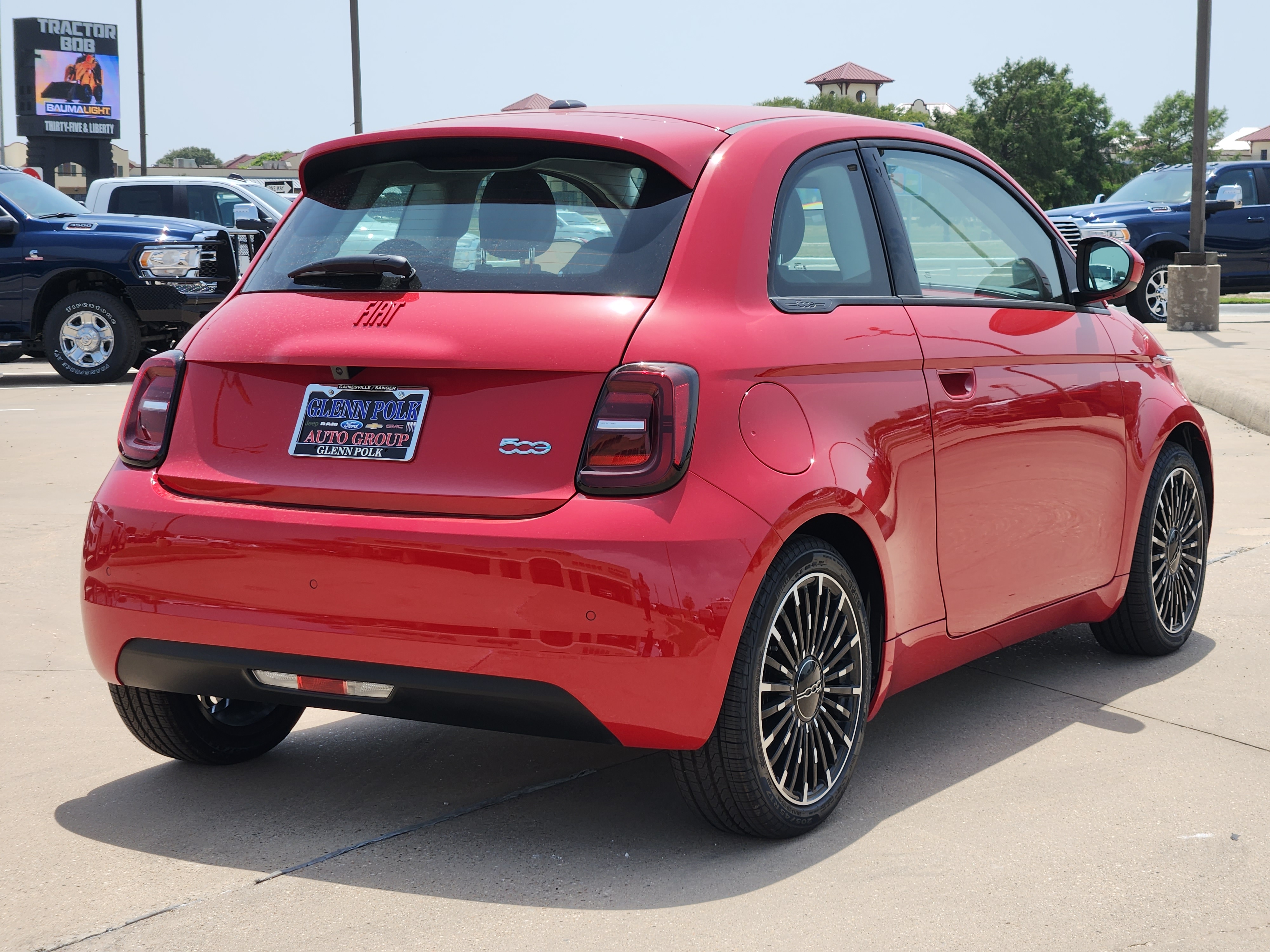 2024 Fiat 500e Battery Electric 5