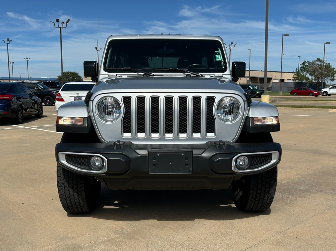 2022 Jeep Wrangler Unlimited Sahara 2