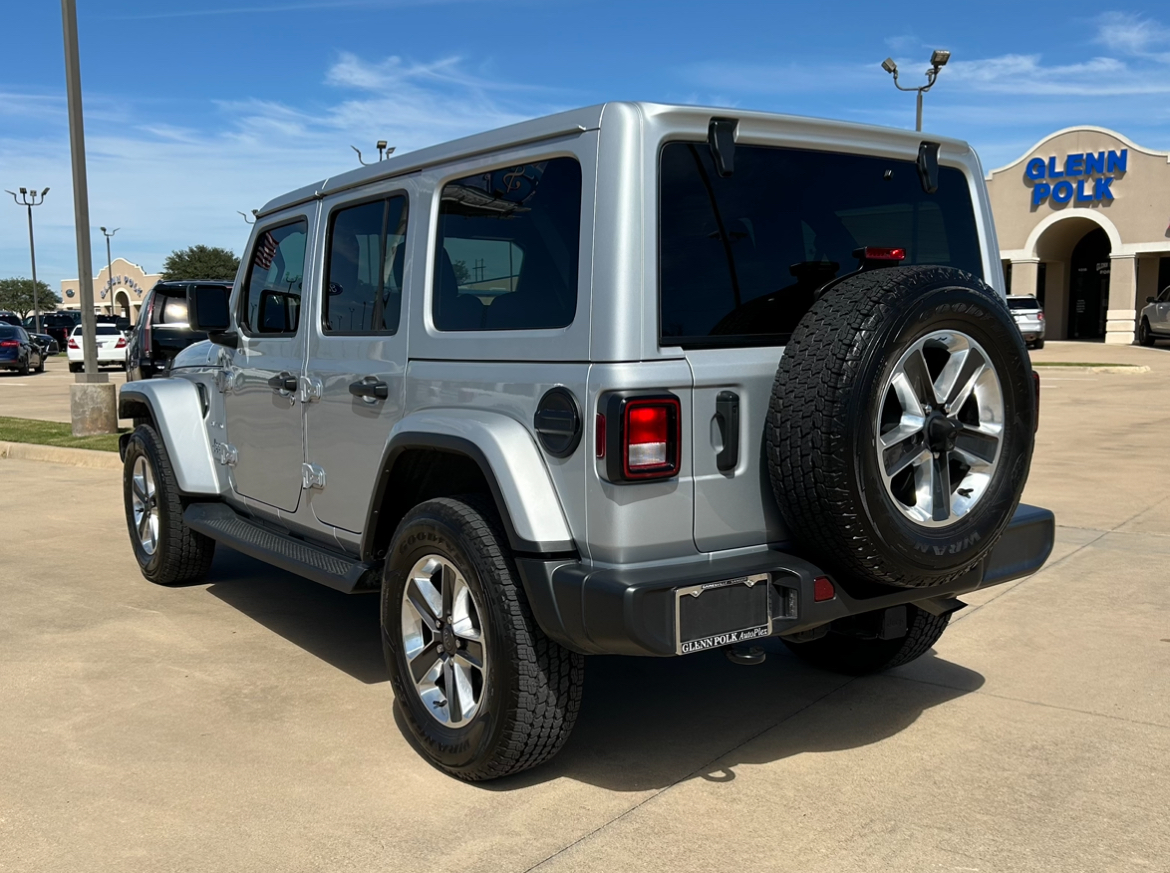 2022 Jeep Wrangler Unlimited Sahara 7