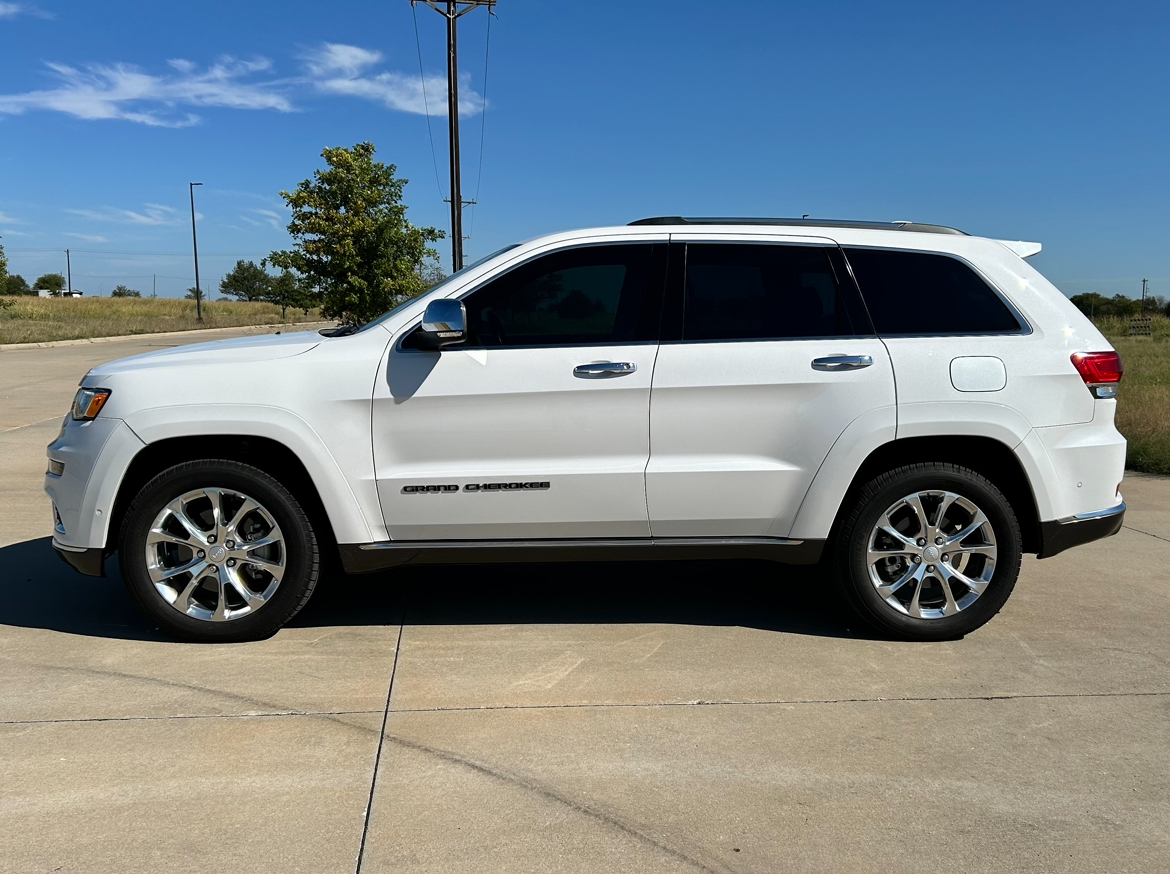 2020 Jeep Grand Cherokee Summit 4