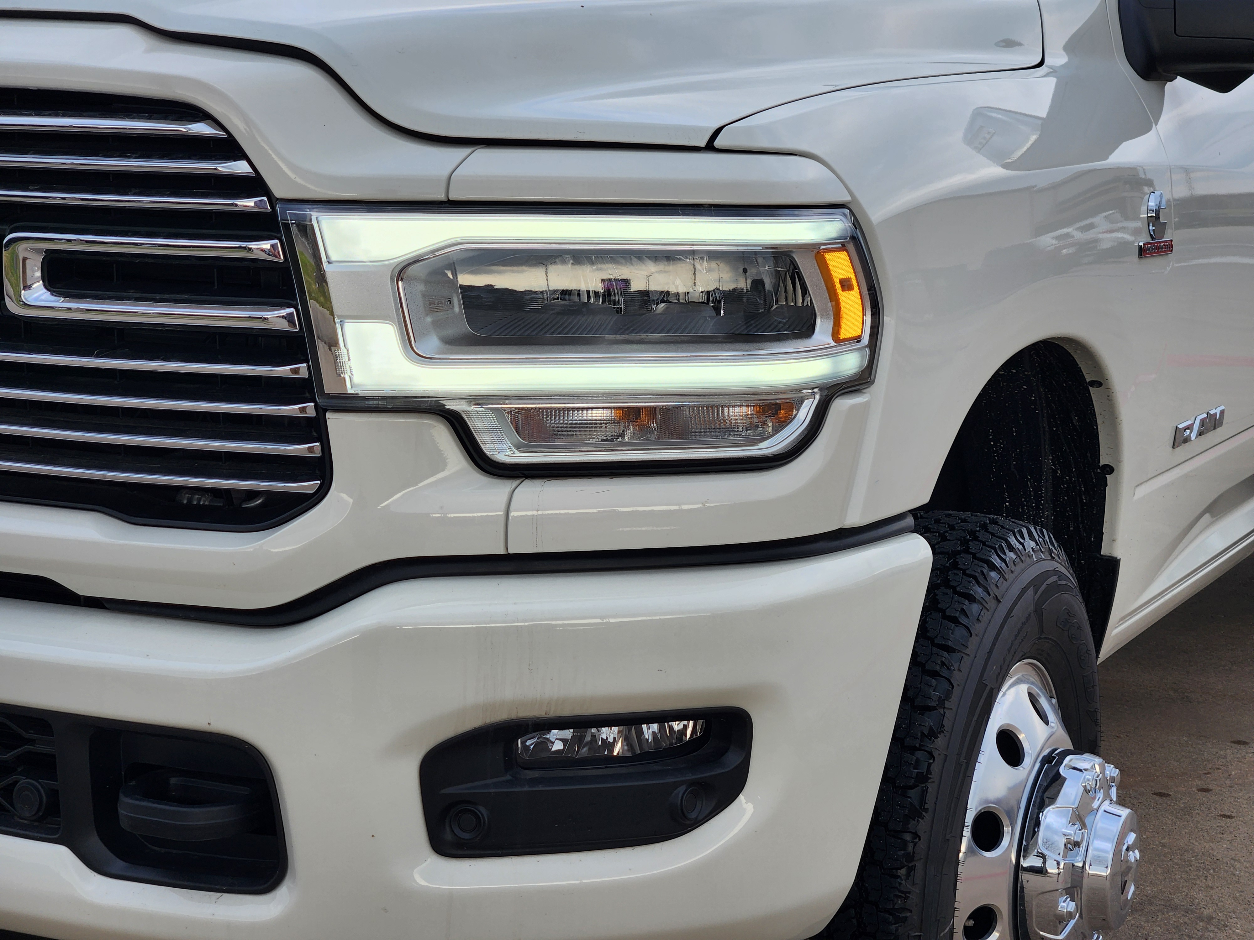 2024 Ram 3500 Laramie 7