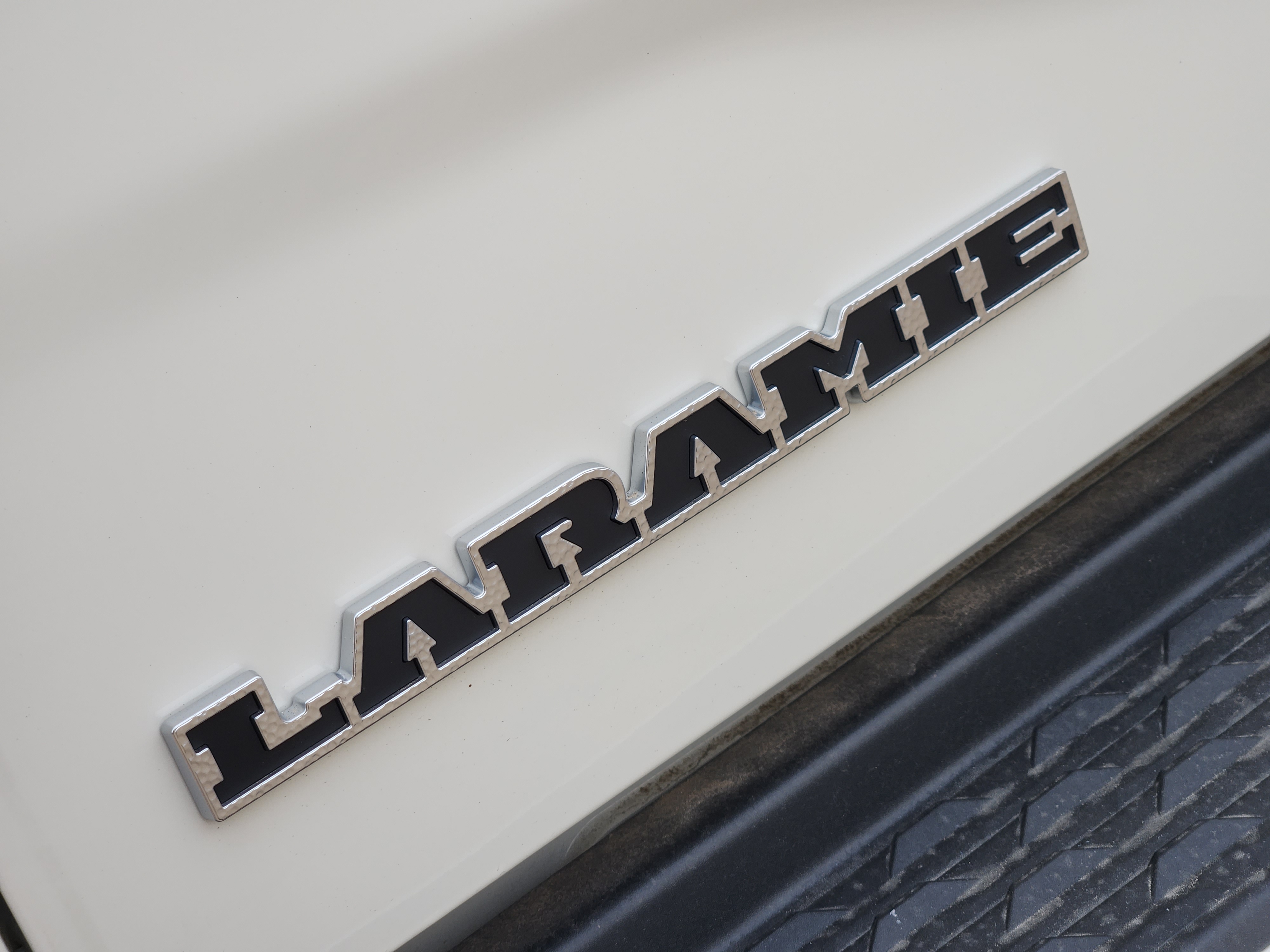 2024 Ram 3500 Laramie 9