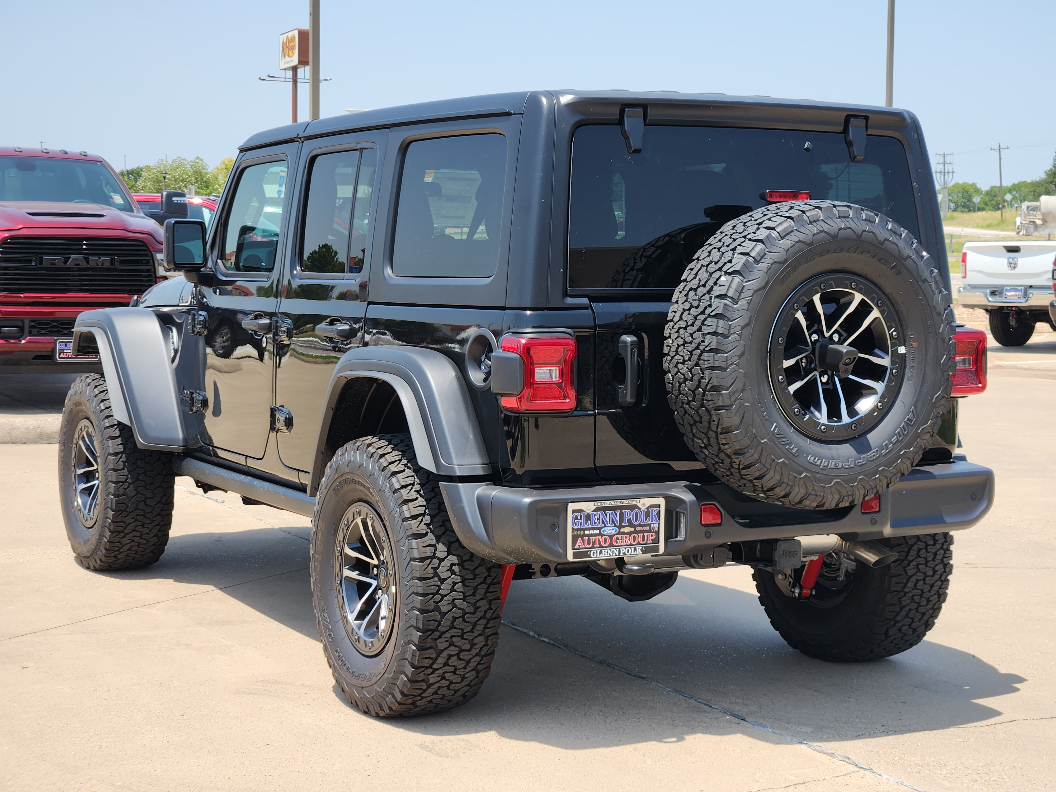 2024 Jeep Wrangler Willys 4